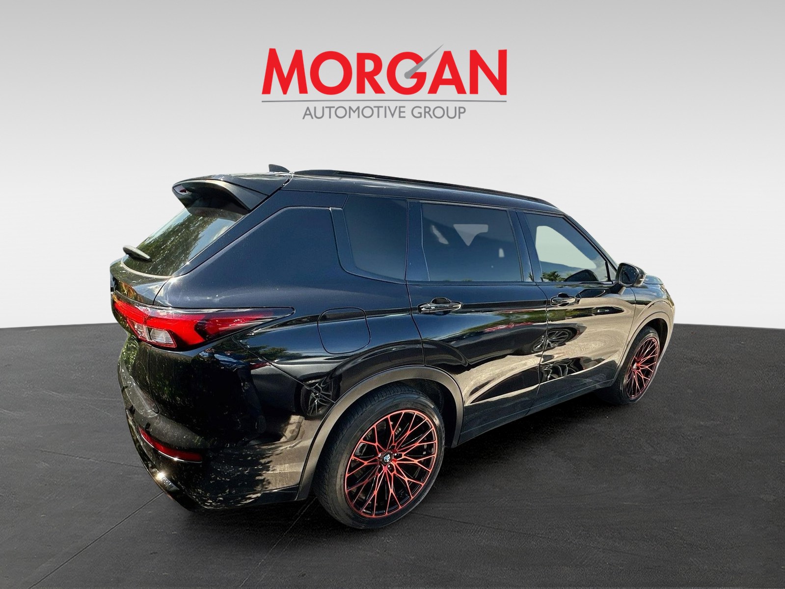 Used 2022 Black Mitsubishi SEL image 7