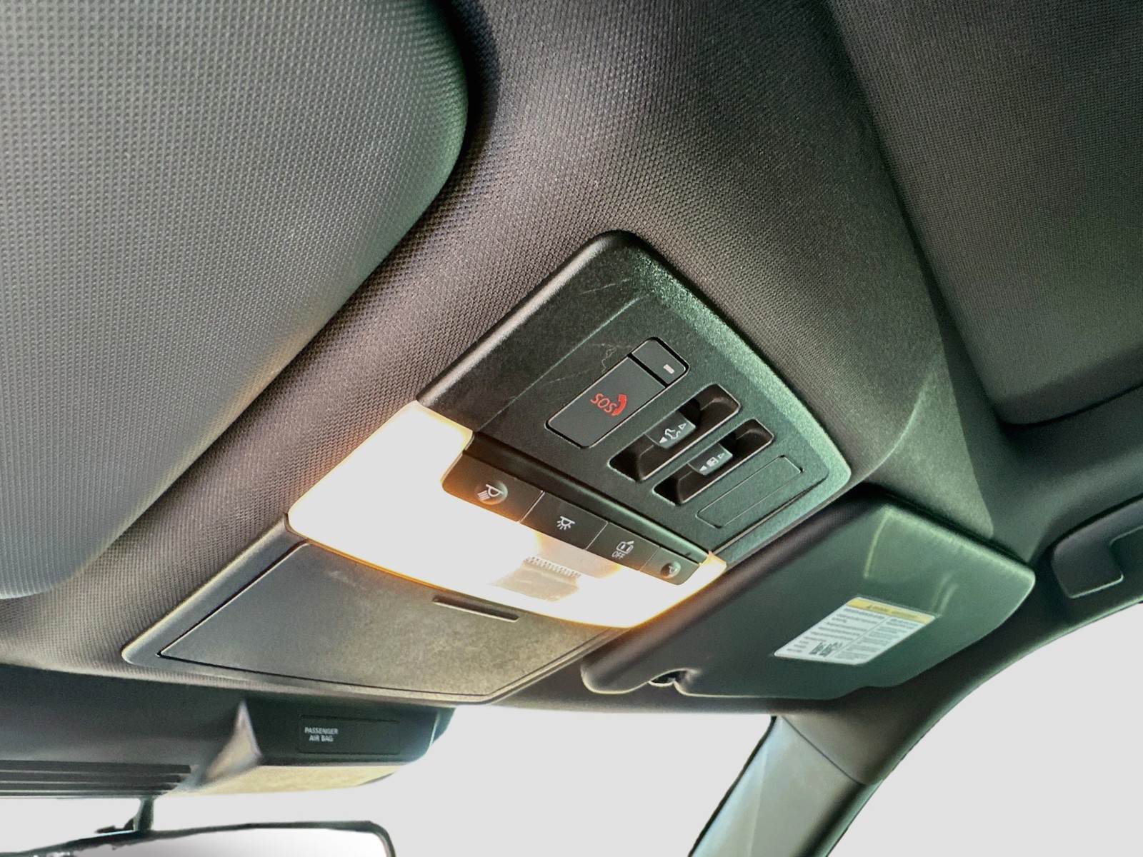 Used 2022 Black Mitsubishi SEL image 18