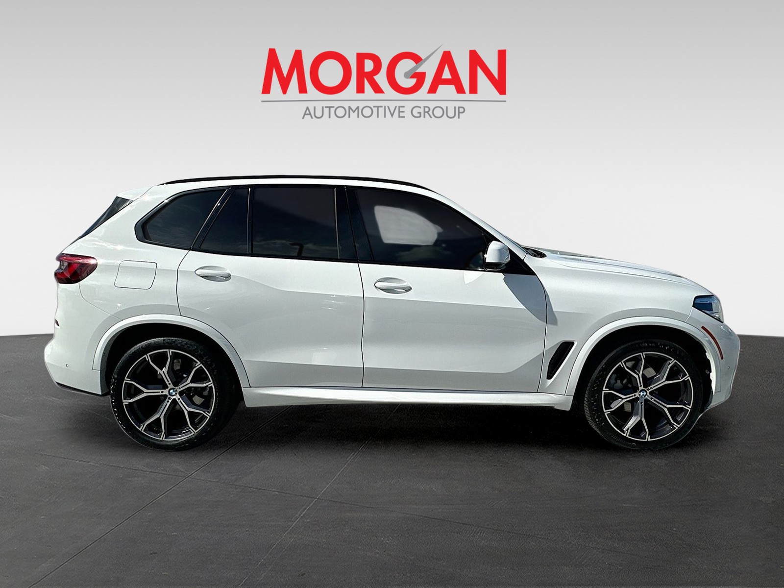 Certified Used 2023 White BMW sDrive40i image 8