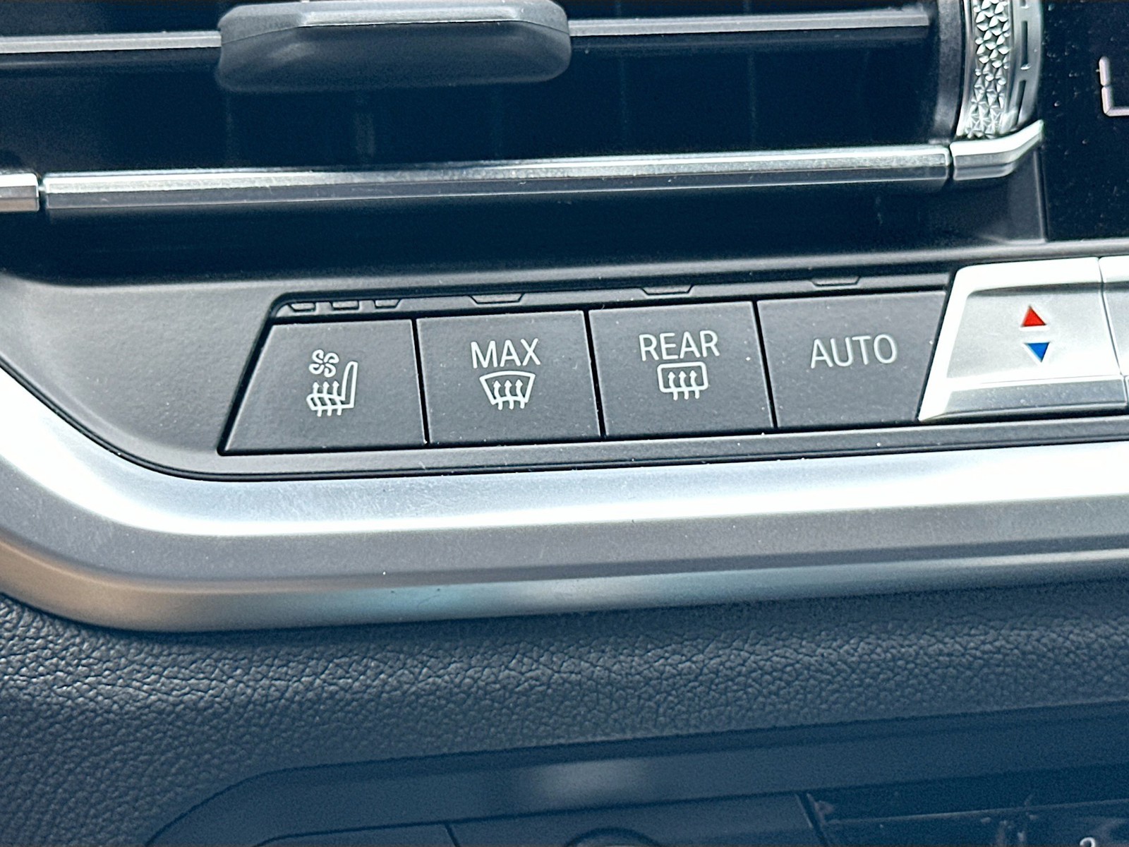 Used 2022 Green BMW Competition image 21