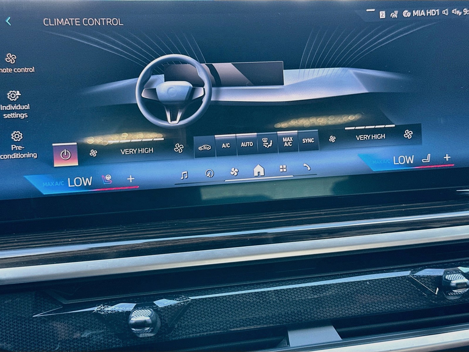 Certified Used 2025 Green BMW xDrive40i image 16