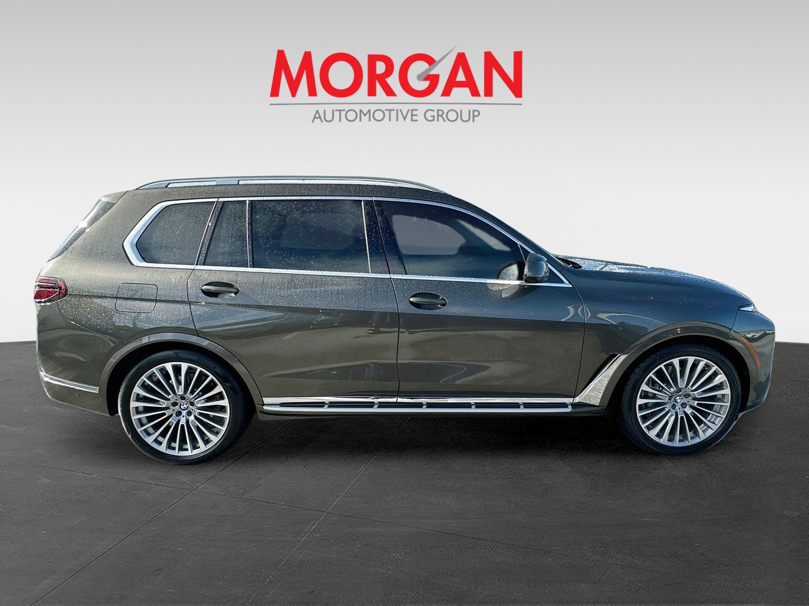Certified Used 2025 Green BMW xDrive40i image 8