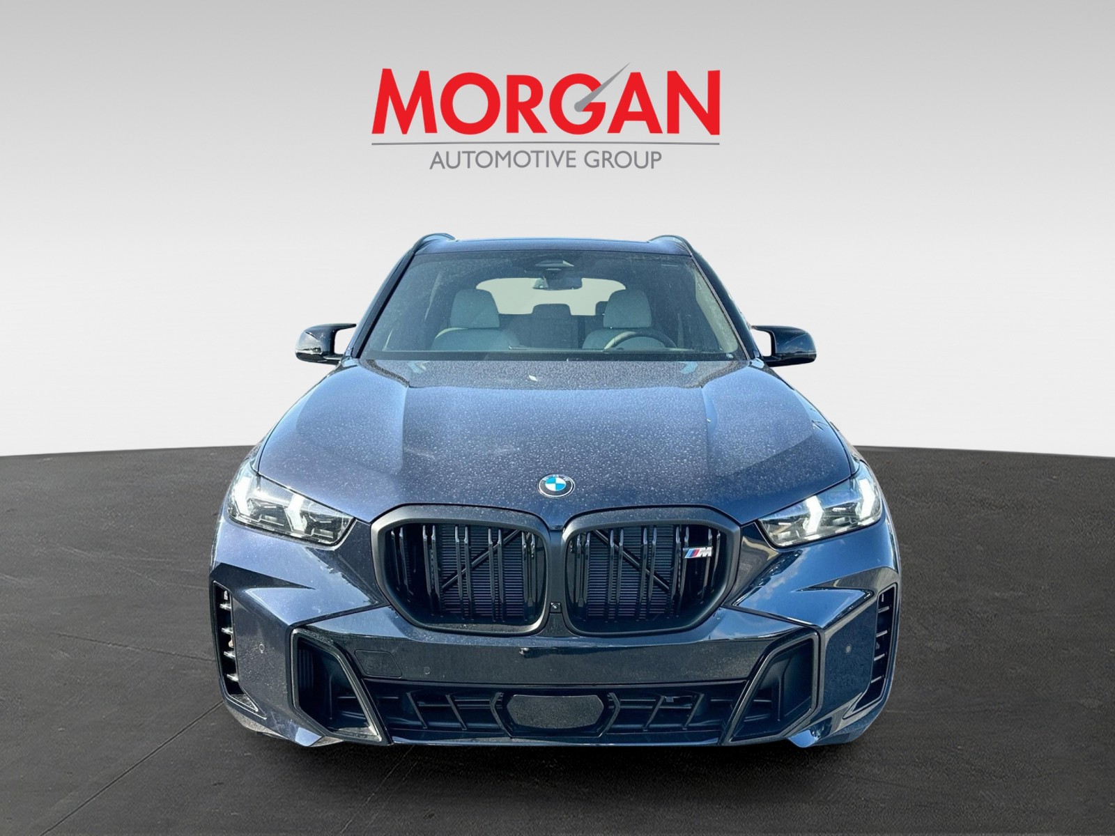 New 2026 Black BMW M60i image 2