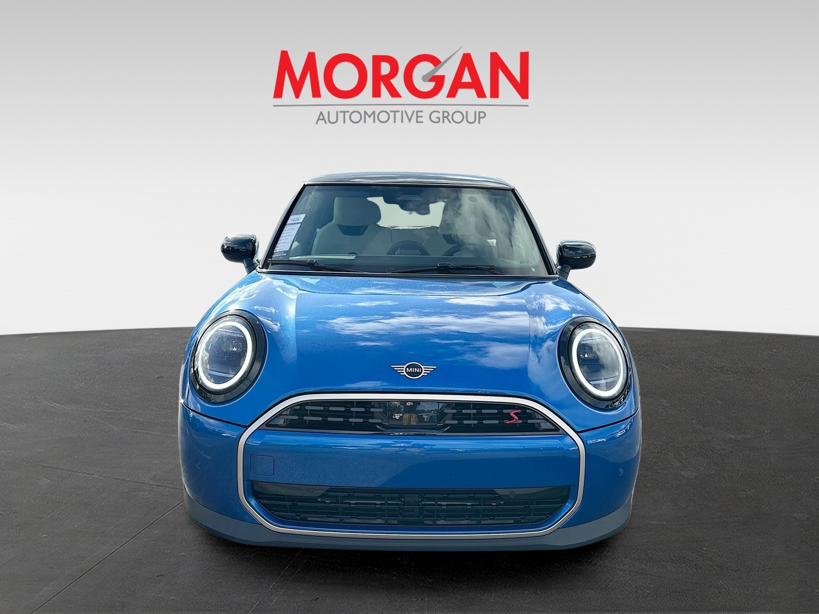 New 2026 MINI Cooper S Signature Plus 2D Hatchback in #O2Y21386