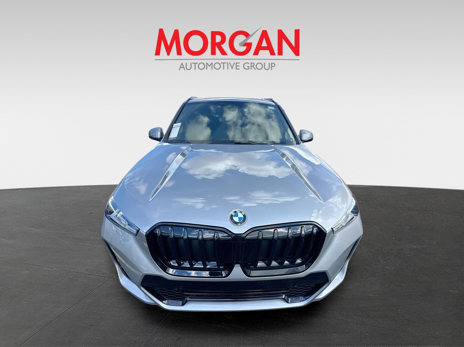 New 2026 Silver BMW xDrive28i image 2