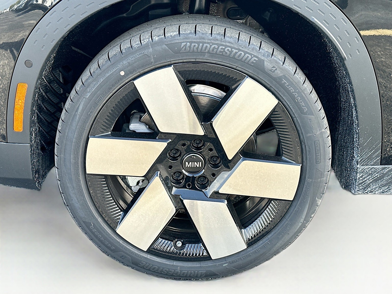 New 2026 Black MINI Iconic image 26