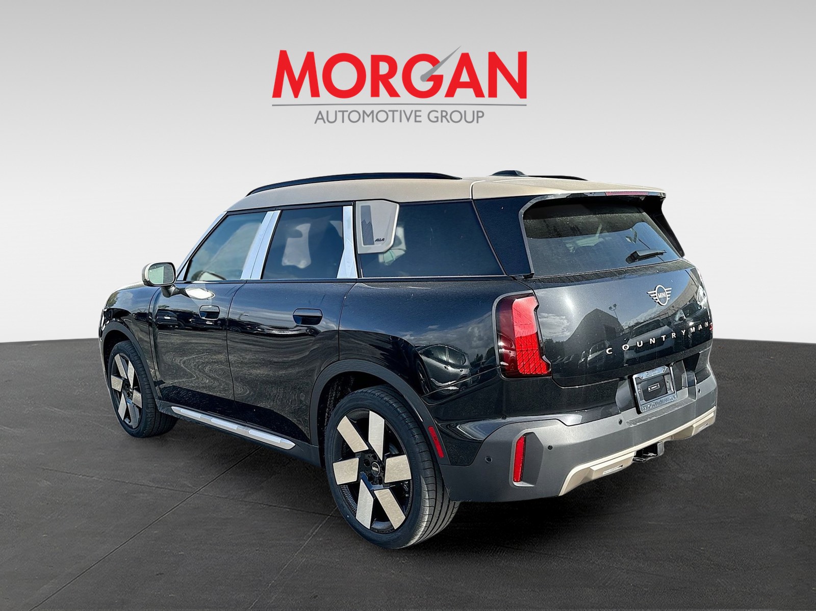 New 2026 Black MINI Iconic image 4
