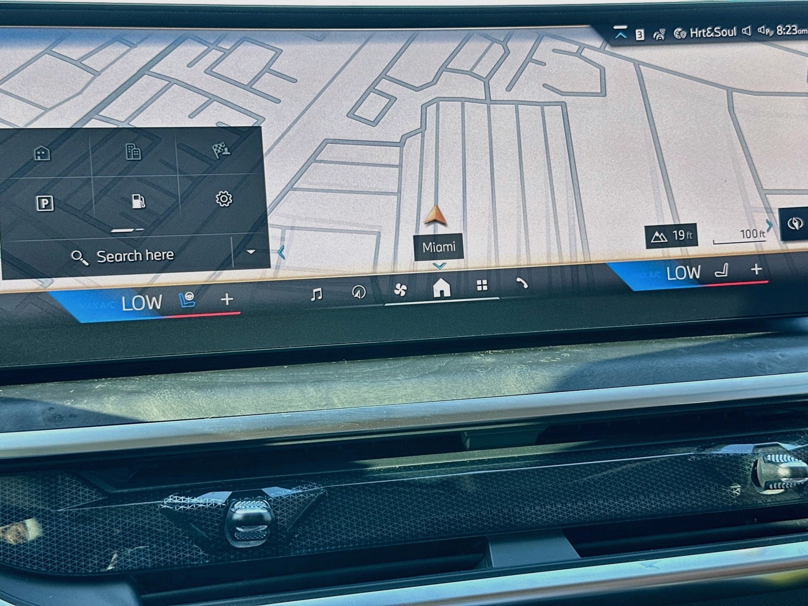 New 2027 White BMW xDrive40i image 10
