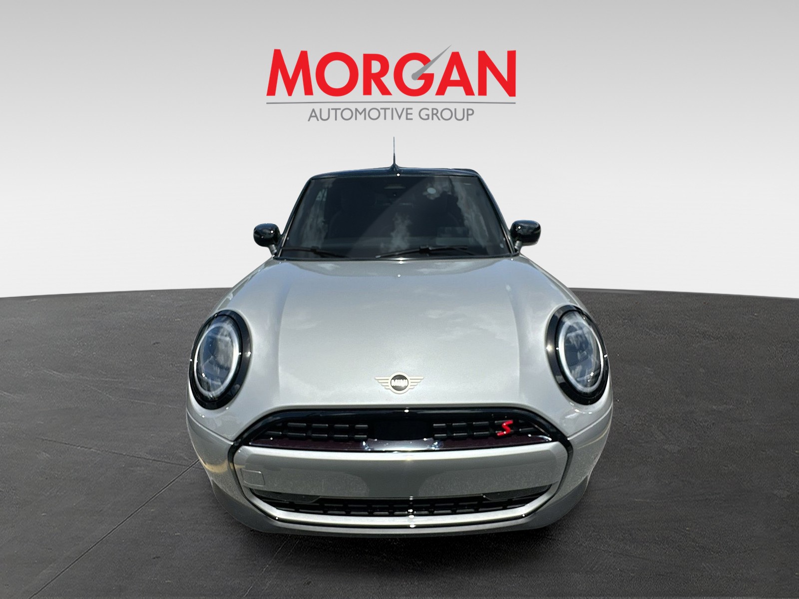 New 2026 Silver MINI Signature image 2