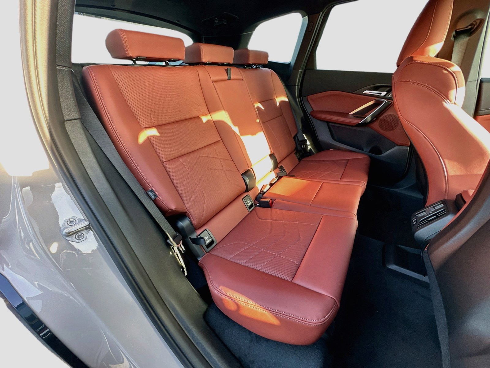 New 2027 Beige BMW xDrive28i image 21
