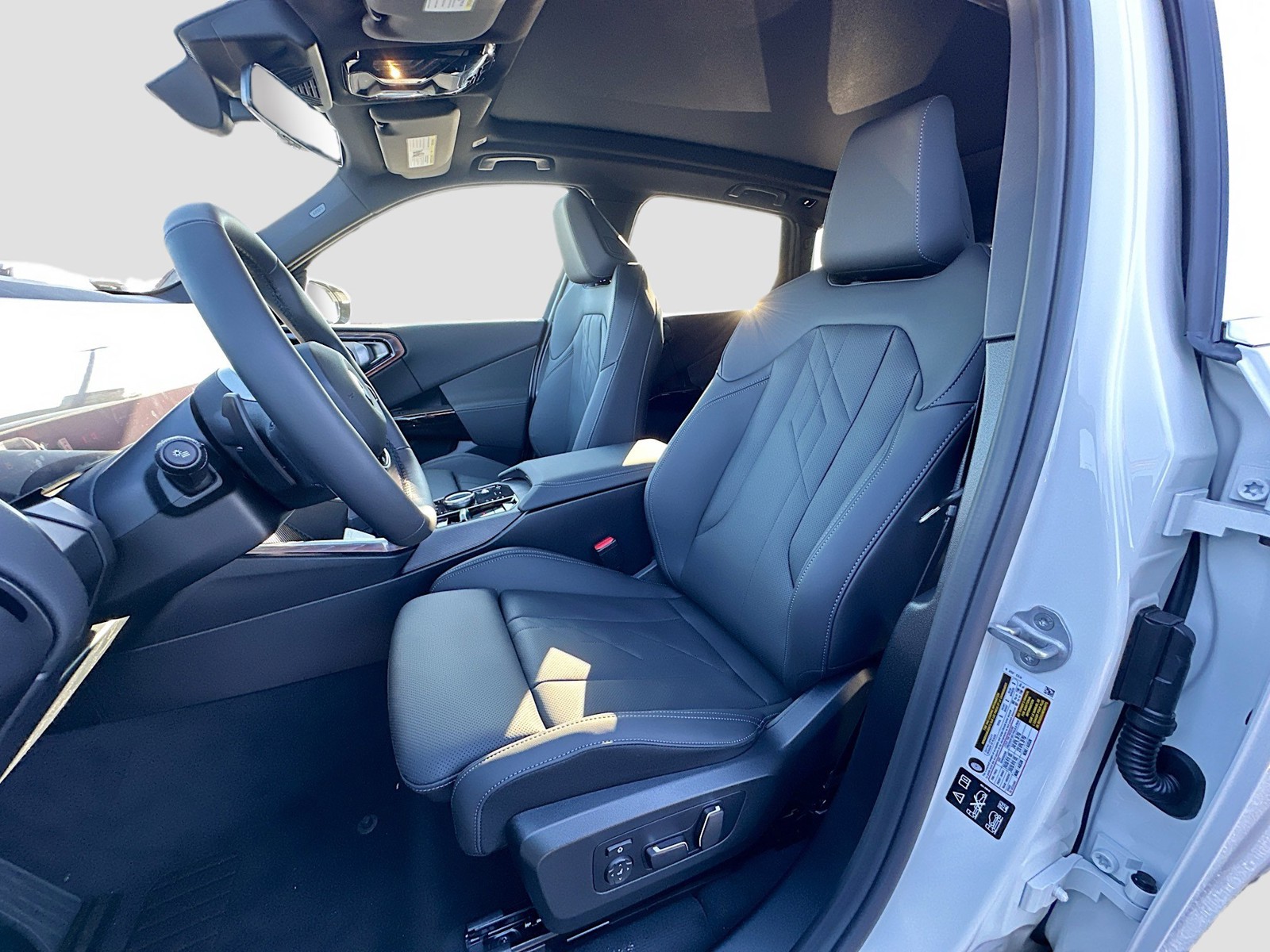 New 2026 White BMW 30 xDrive image 15