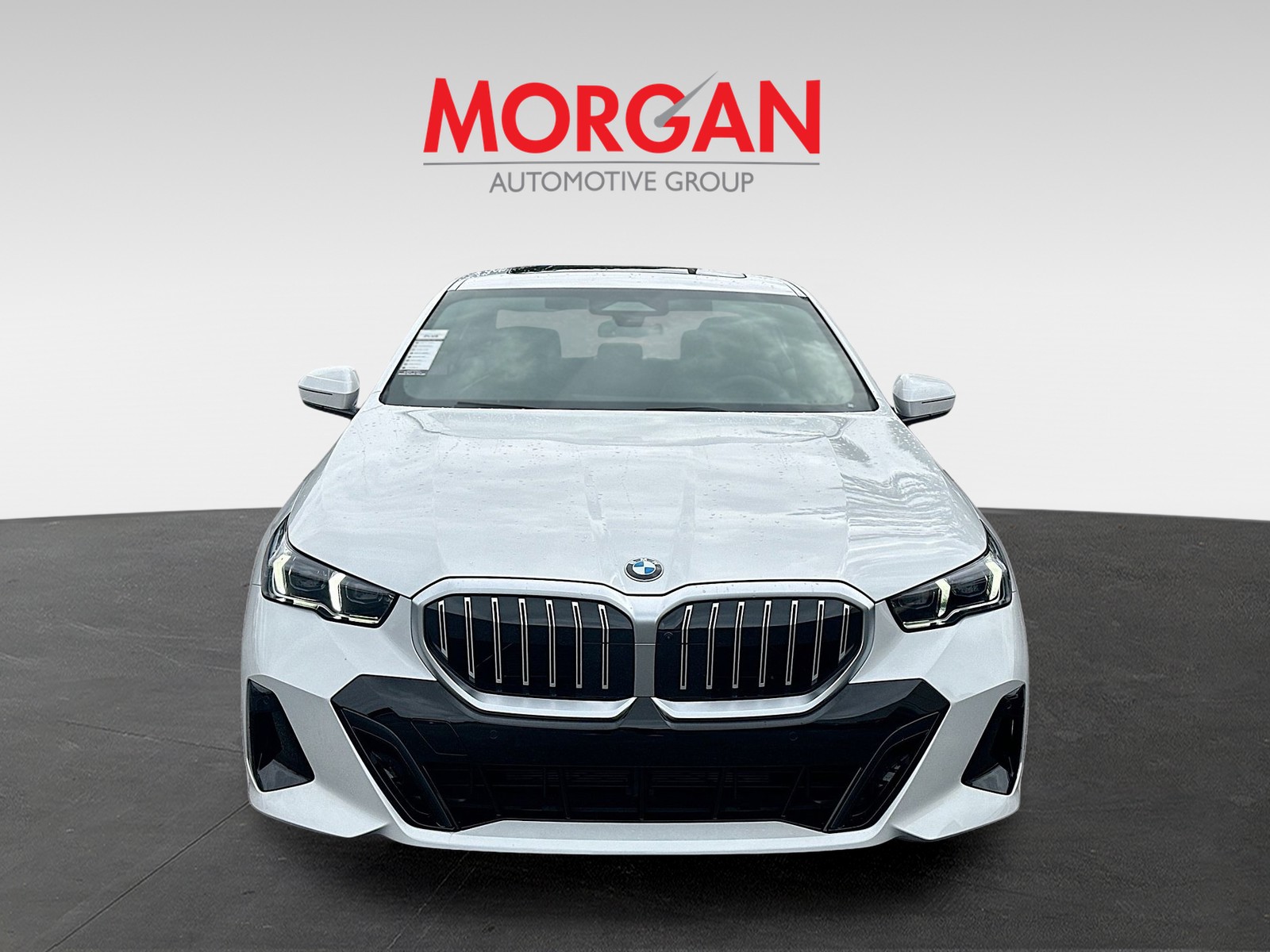 New 2026 White BMW 530i image 2