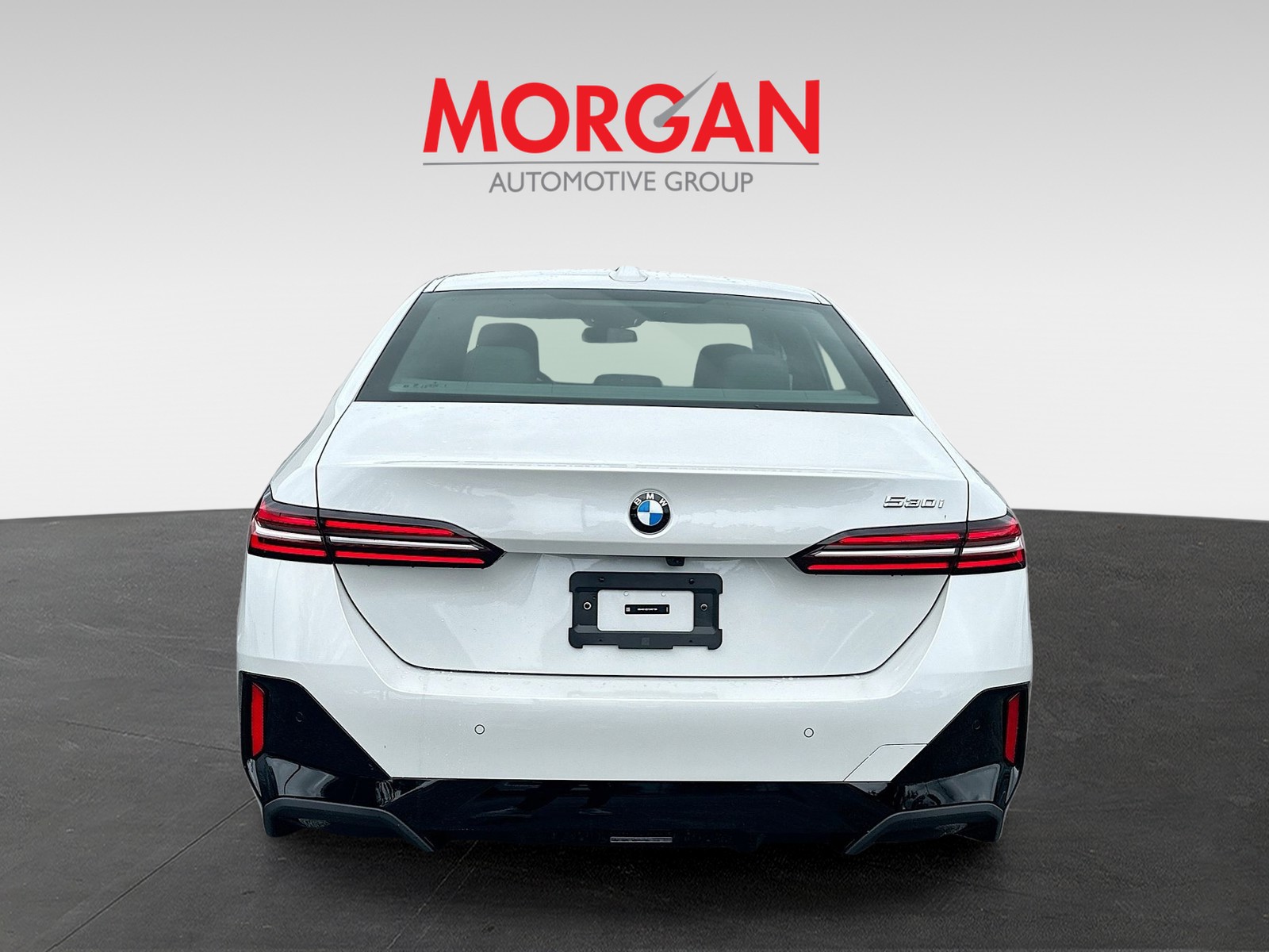 New 2026 White BMW 530i image 5