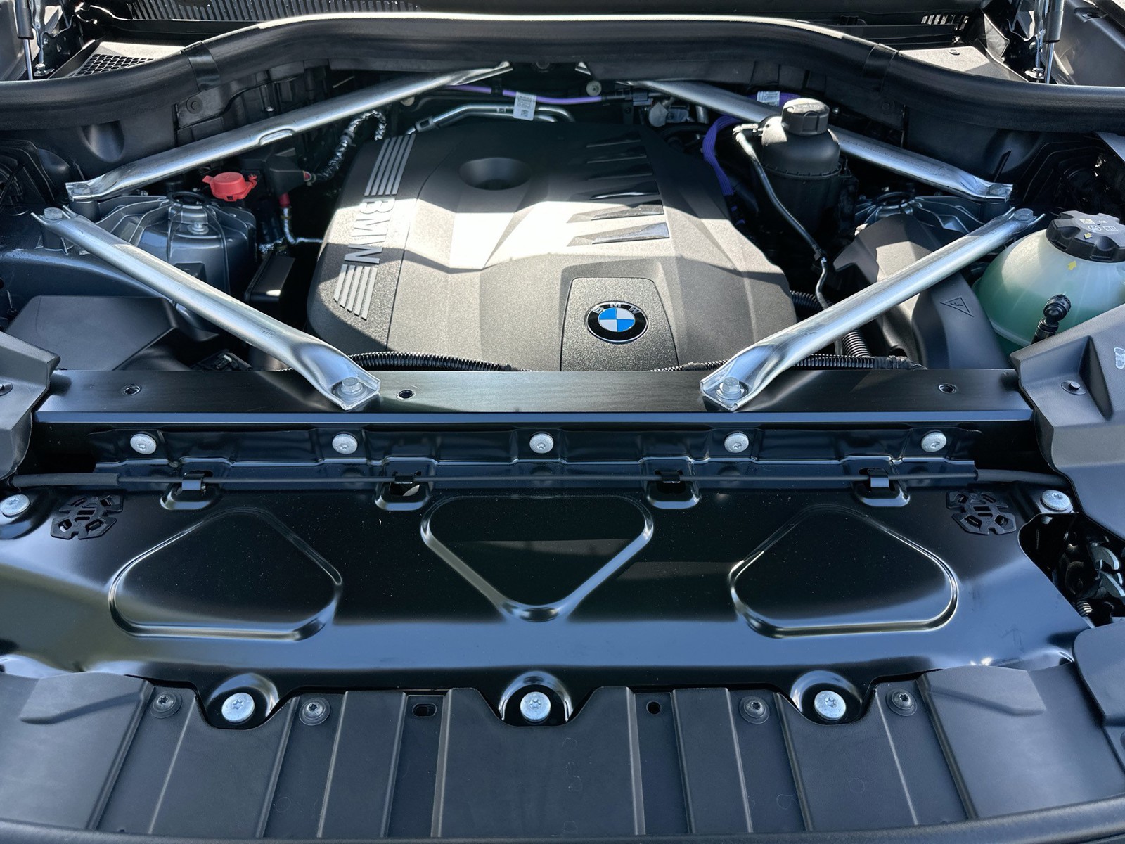 New 2026 Gray BMW sDrive40i image 25