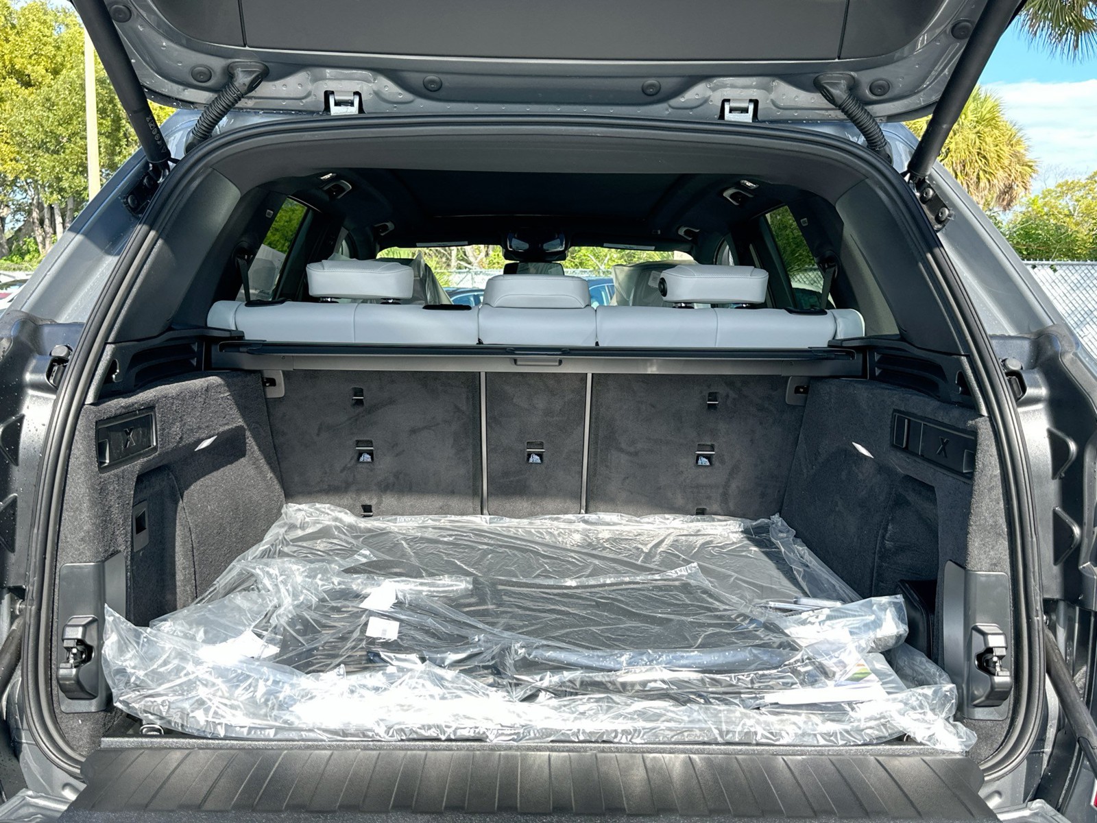 New 2026 Gray BMW sDrive40i image 21