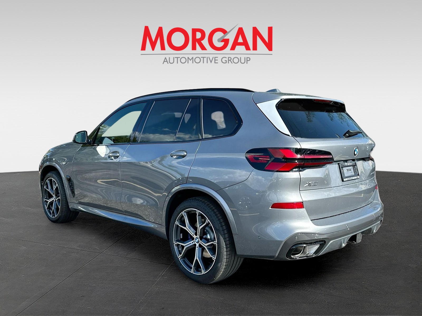 New 2026 Gray BMW sDrive40i image 4