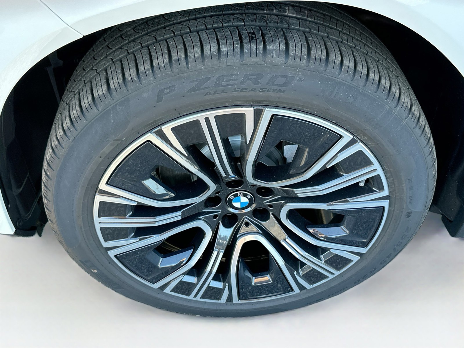 New 2026 White BMW 30 xDrive image 26
