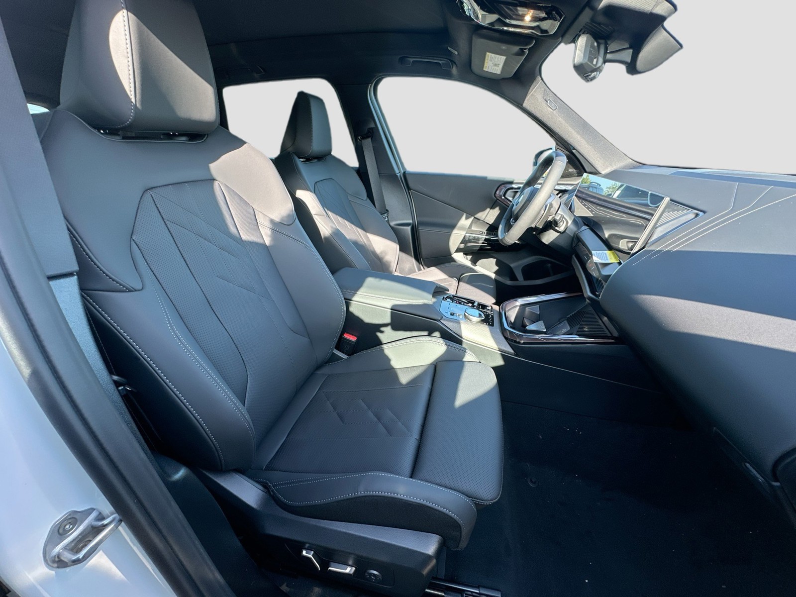 New 2026 White BMW 30 xDrive image 23