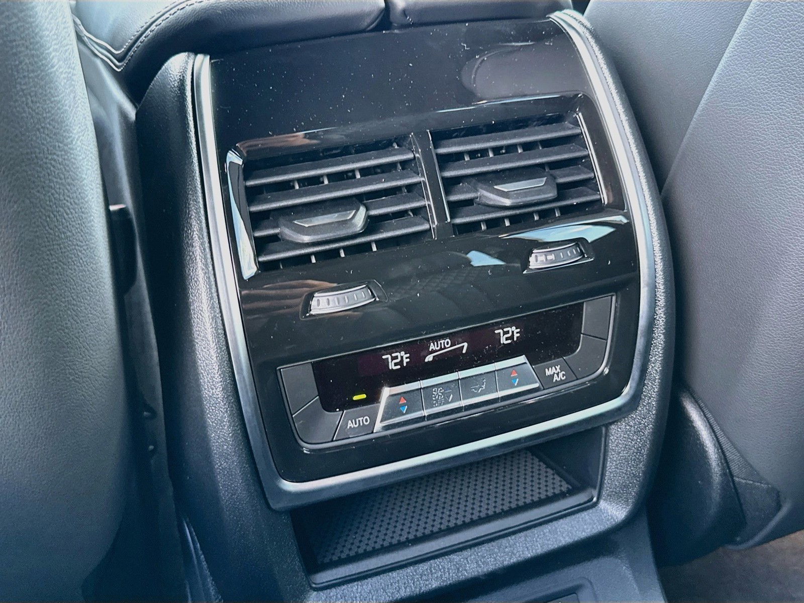 New 2027 Black BMW xDrive40i image 18
