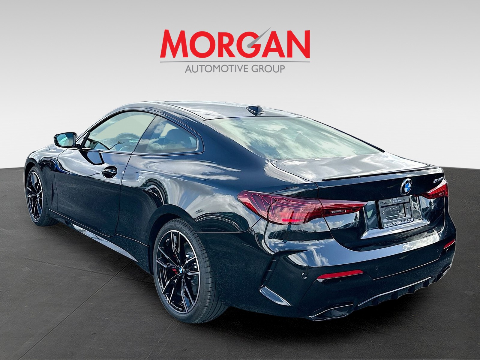 New 2027 Black BMW M440i image 4
