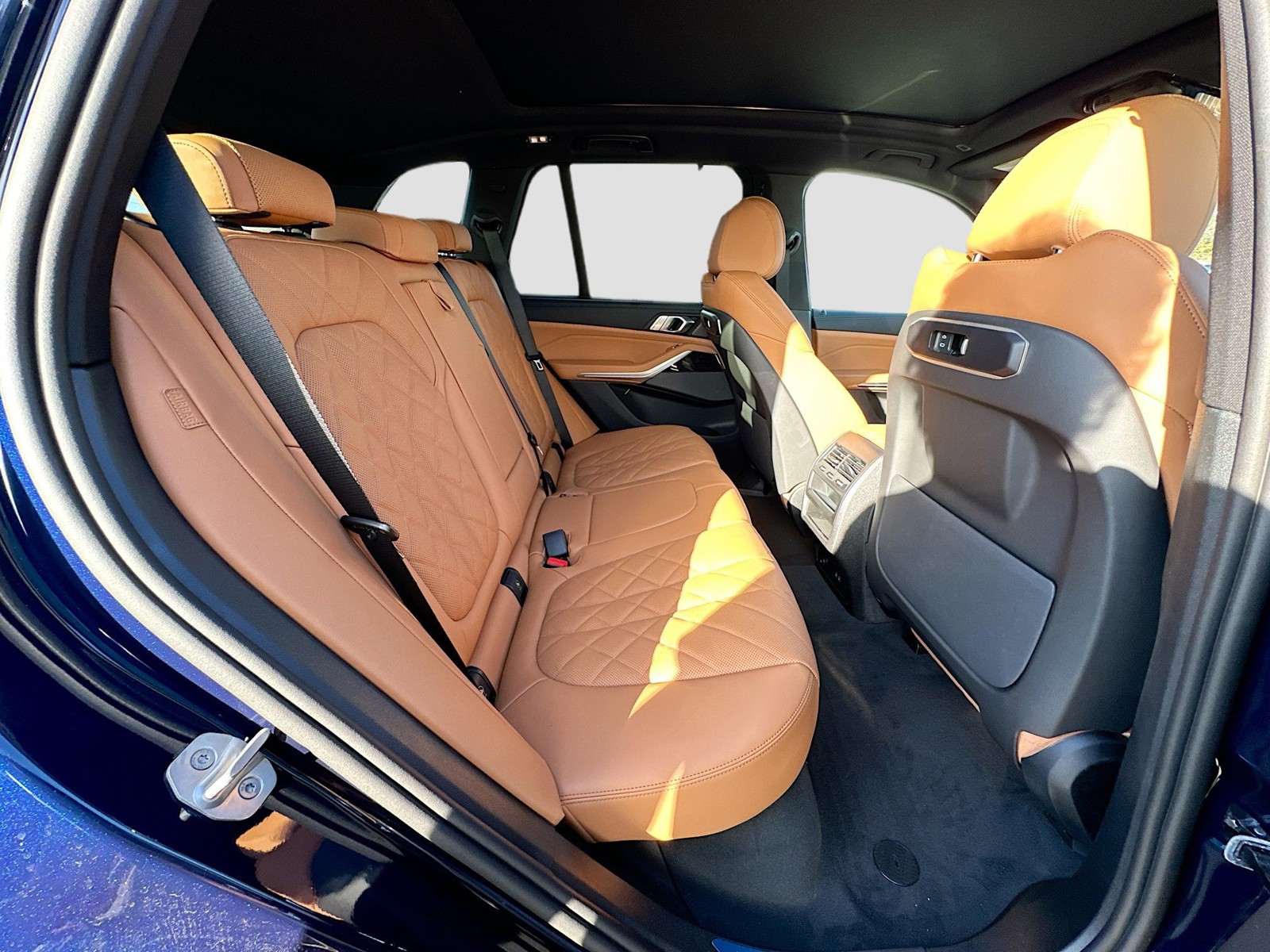 New 2026 Blue BMW sDrive40i image 22
