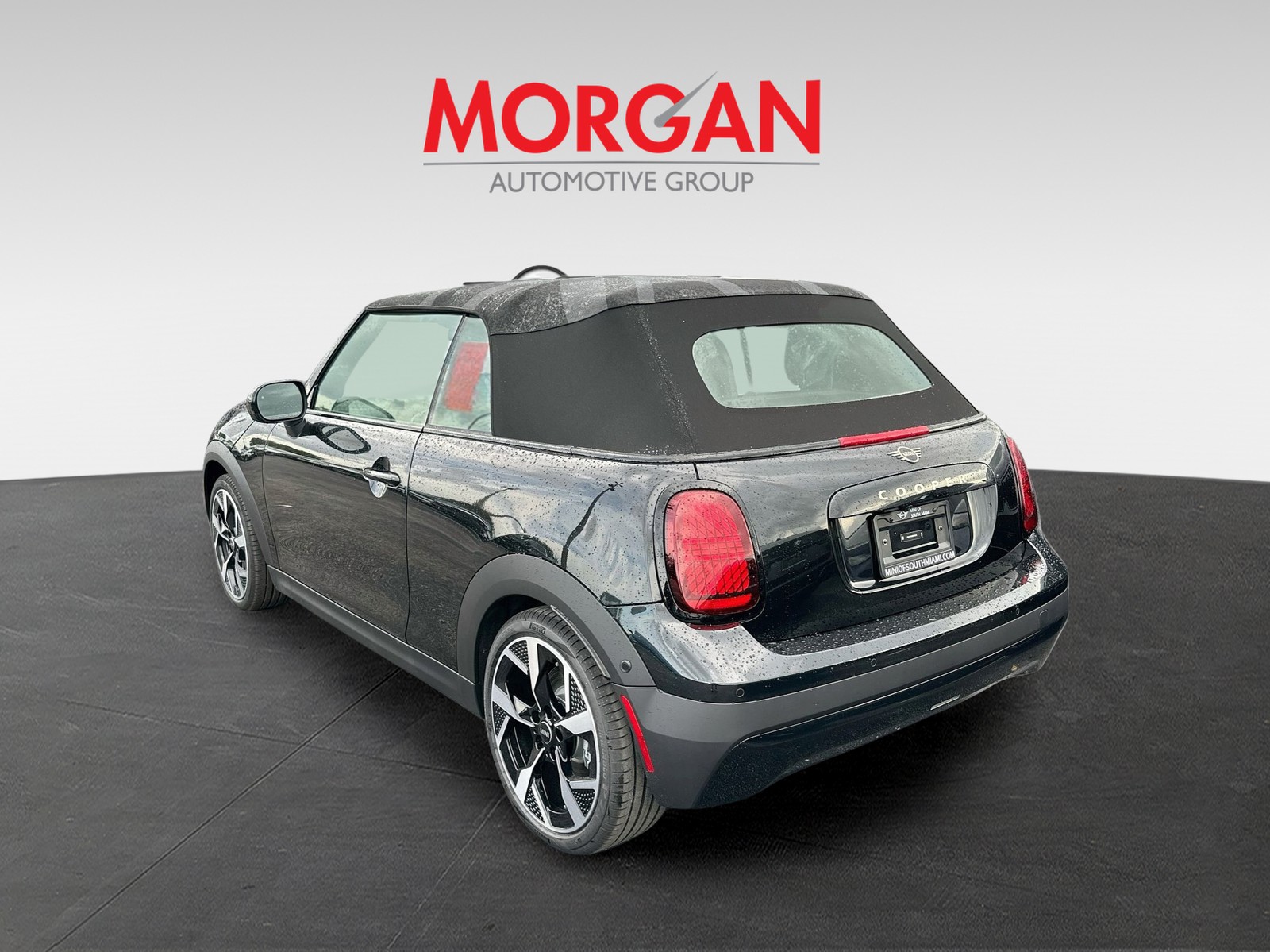 New 2026 Black MINI Iconic image 3