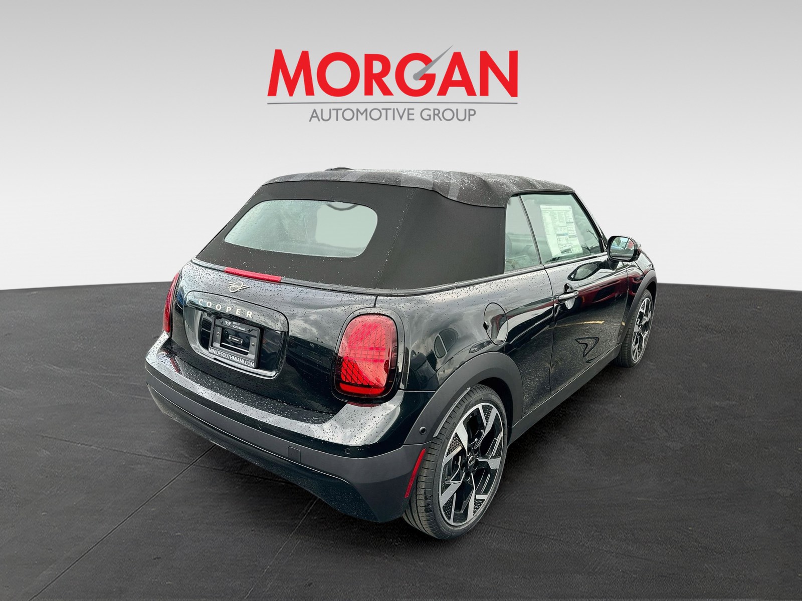New 2026 Black MINI Iconic image 5