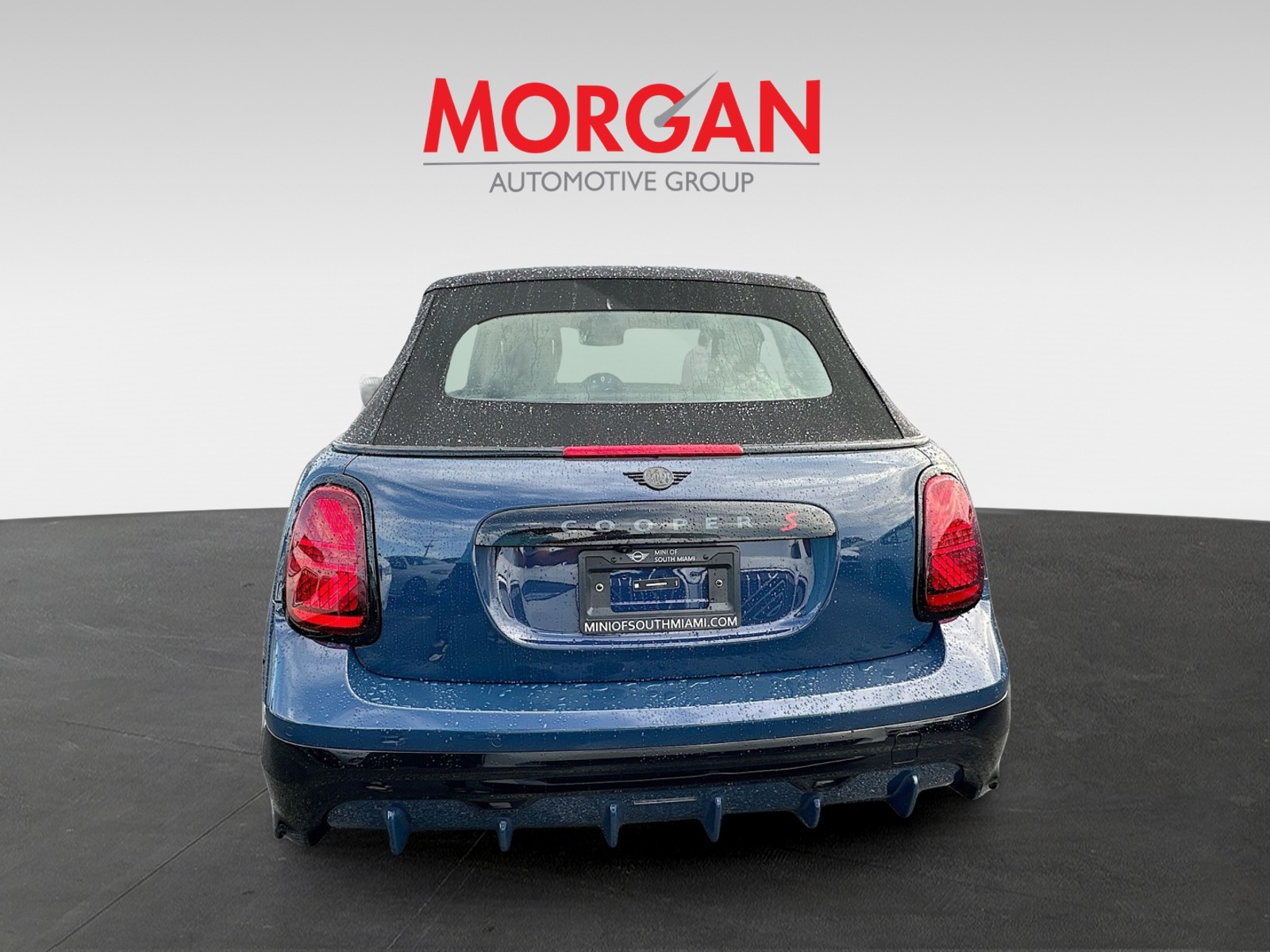 New 2026 Blue MINI Iconic image 4