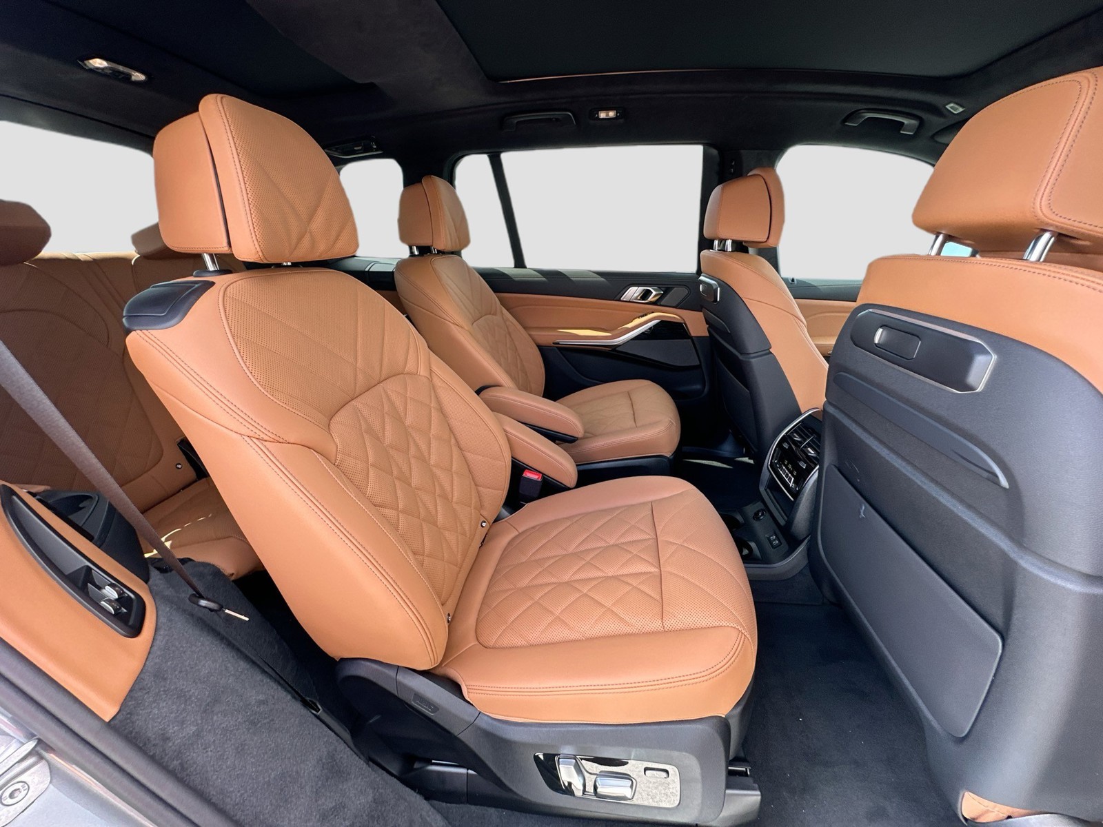New 2027 Gray BMW xDrive40i image 22