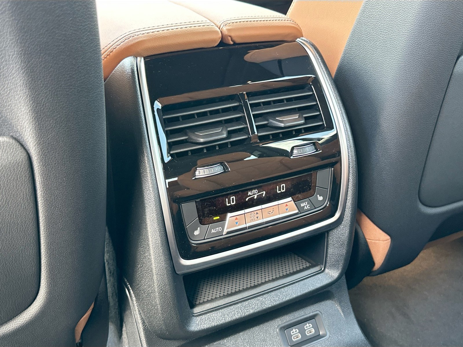 New 2027 Gray BMW xDrive40i image 20