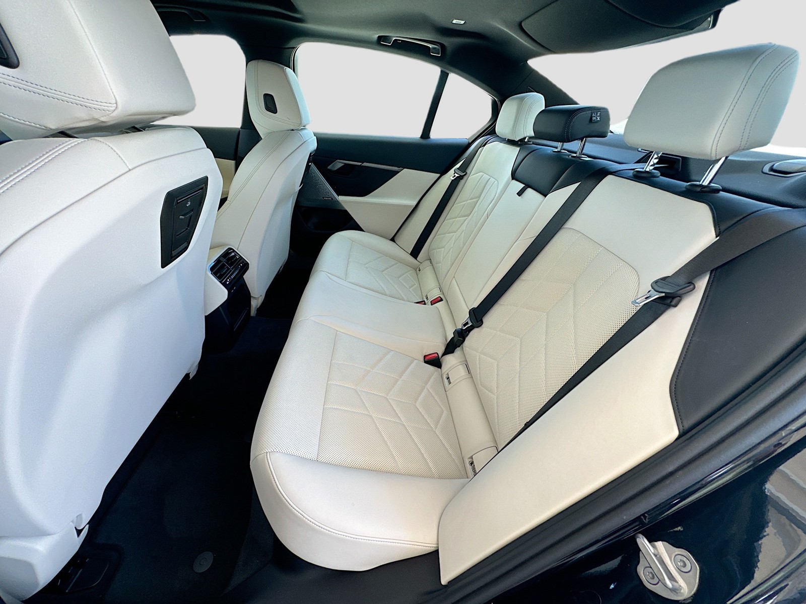 Certified Used 2024 Black BMW 530i image 22