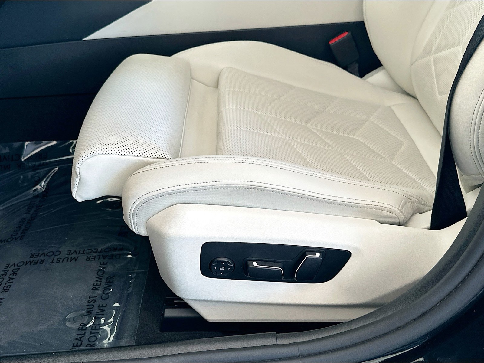 Certified Used 2024 Black BMW 530i image 17
