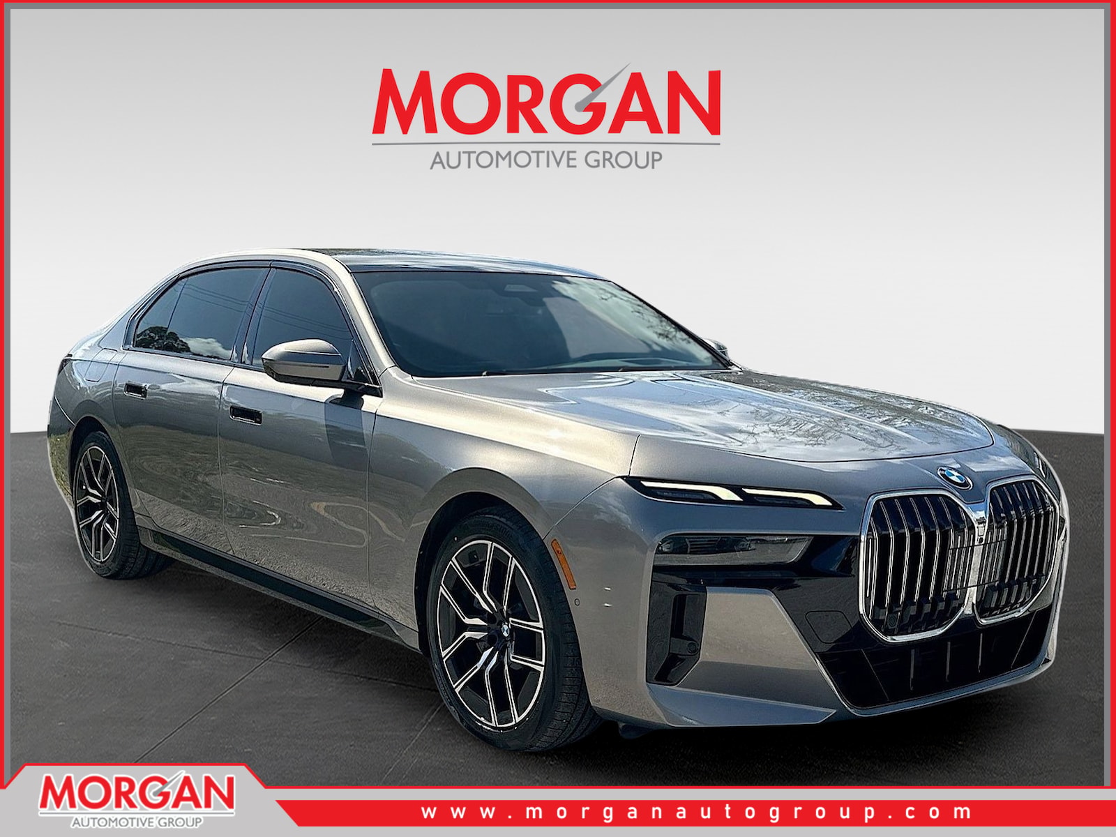 2023 BMW 7 Series 740i's photo