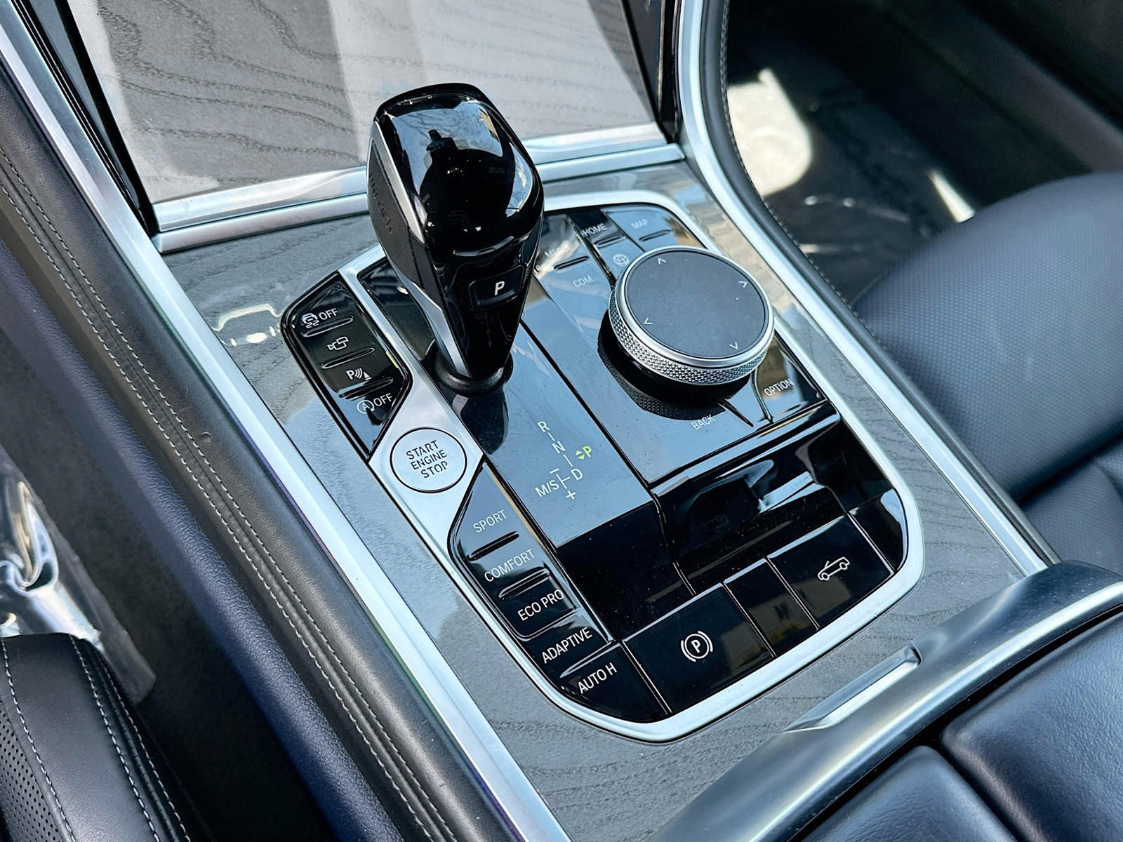 Used 2023 Frozen Pure Grey Metallic BMW M850i xDrive image 15