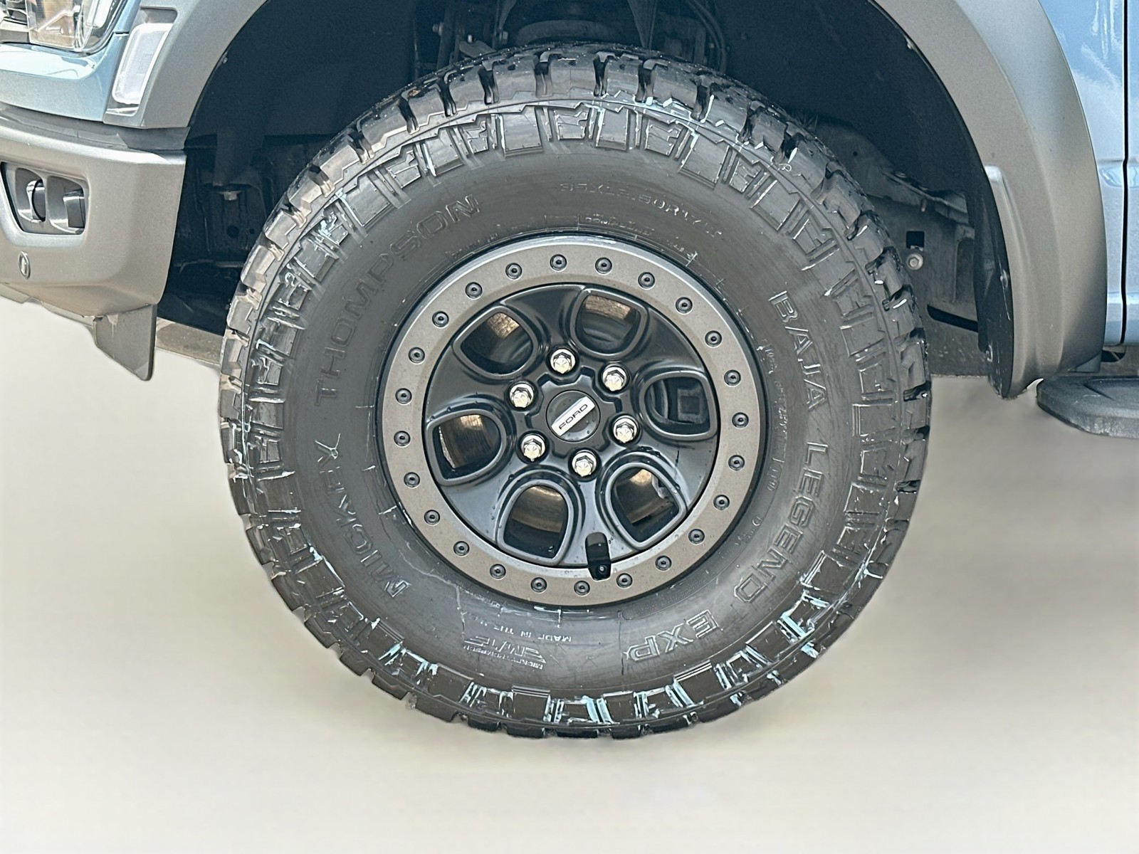 Used 2023 Azure Gray Metallic Ford Raptor image 38