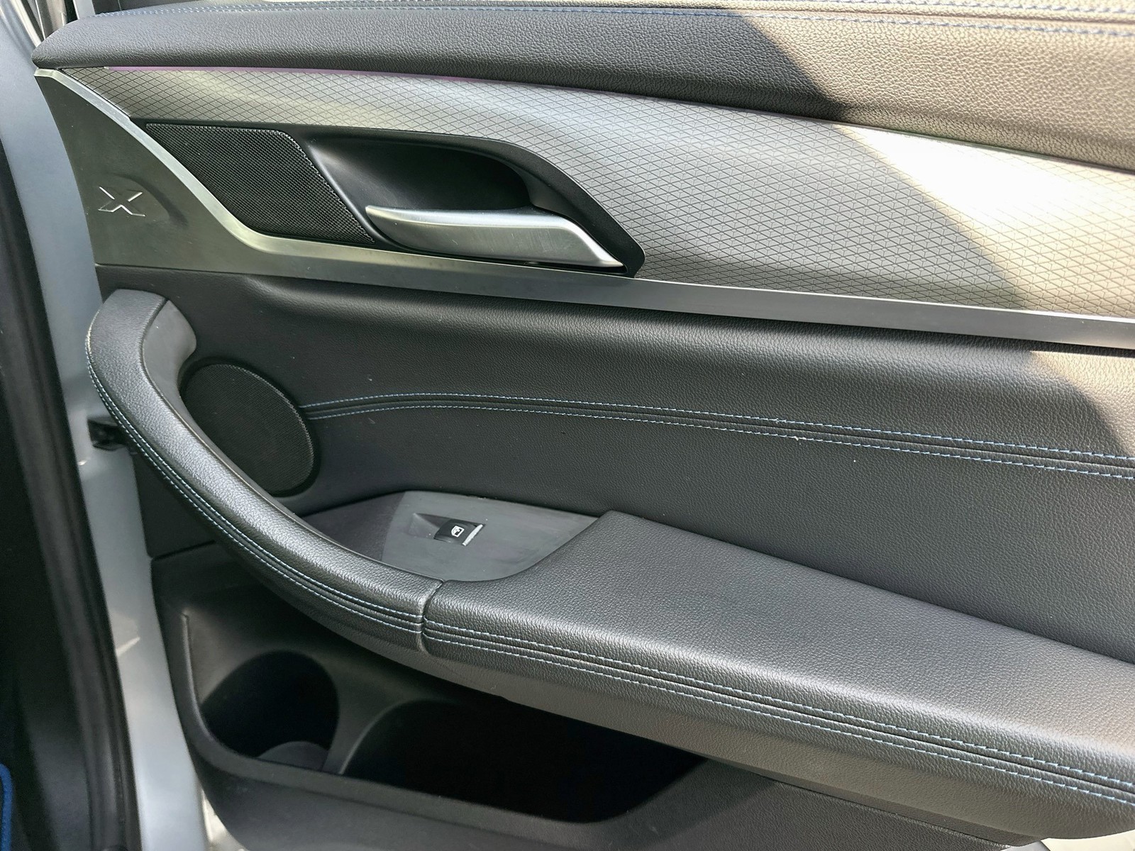 Used 2018 Glacier Silver Metallic BMW M40i image 31