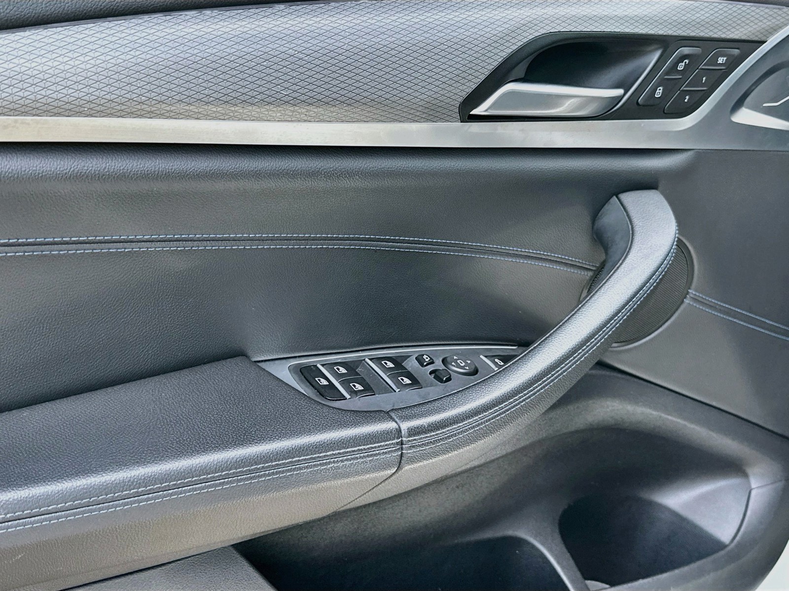 Used 2018 Glacier Silver Metallic BMW M40i image 16