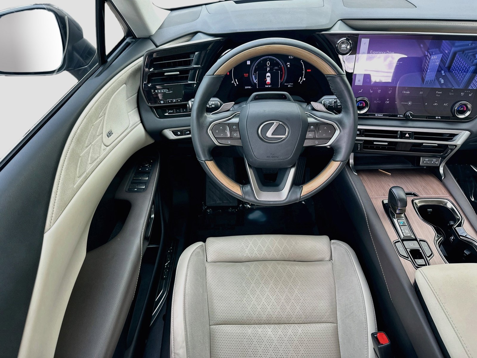 Used 2023 Gray Pearl Lexus RX 350 Luxury image 21