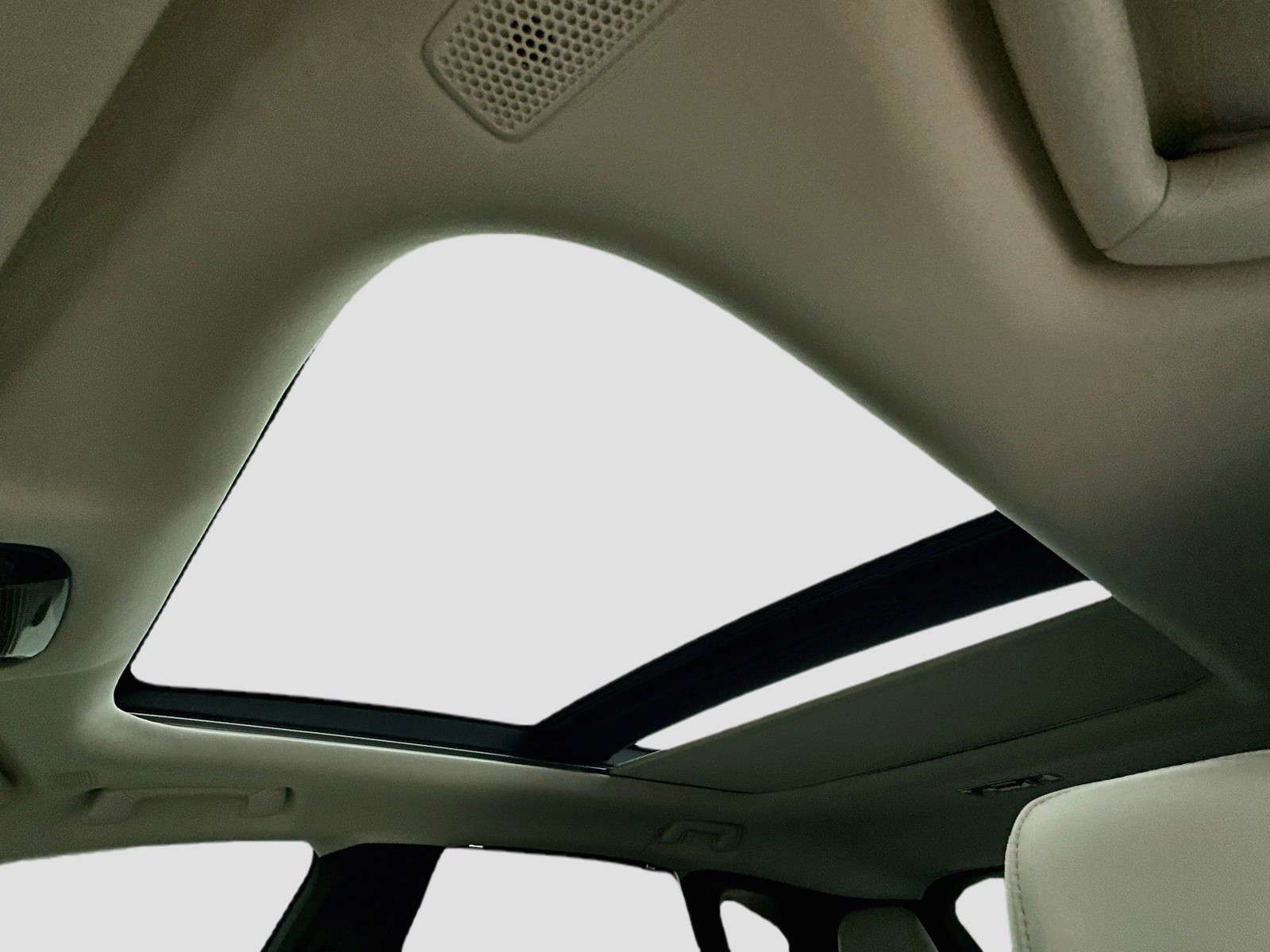 Used 2023 Gray Pearl Lexus RX 350 Luxury image 19