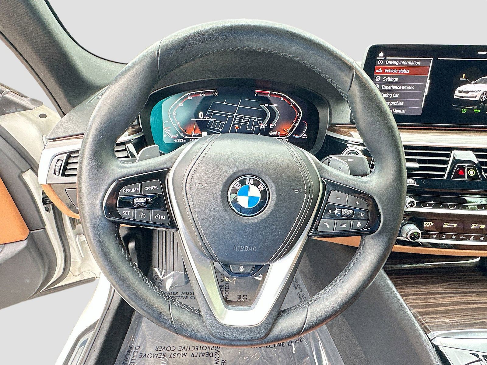 Used 2022 Mineral White Metallic BMW 530i xDrive image 10