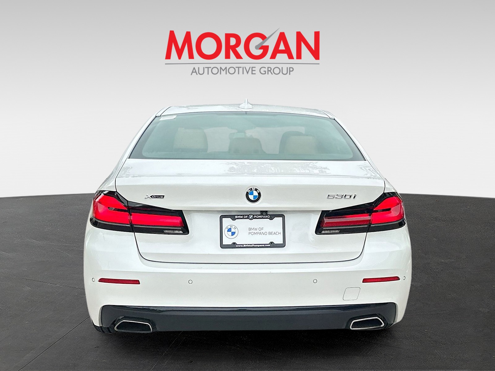 Used 2022 Mineral White Metallic BMW 530i xDrive image 6