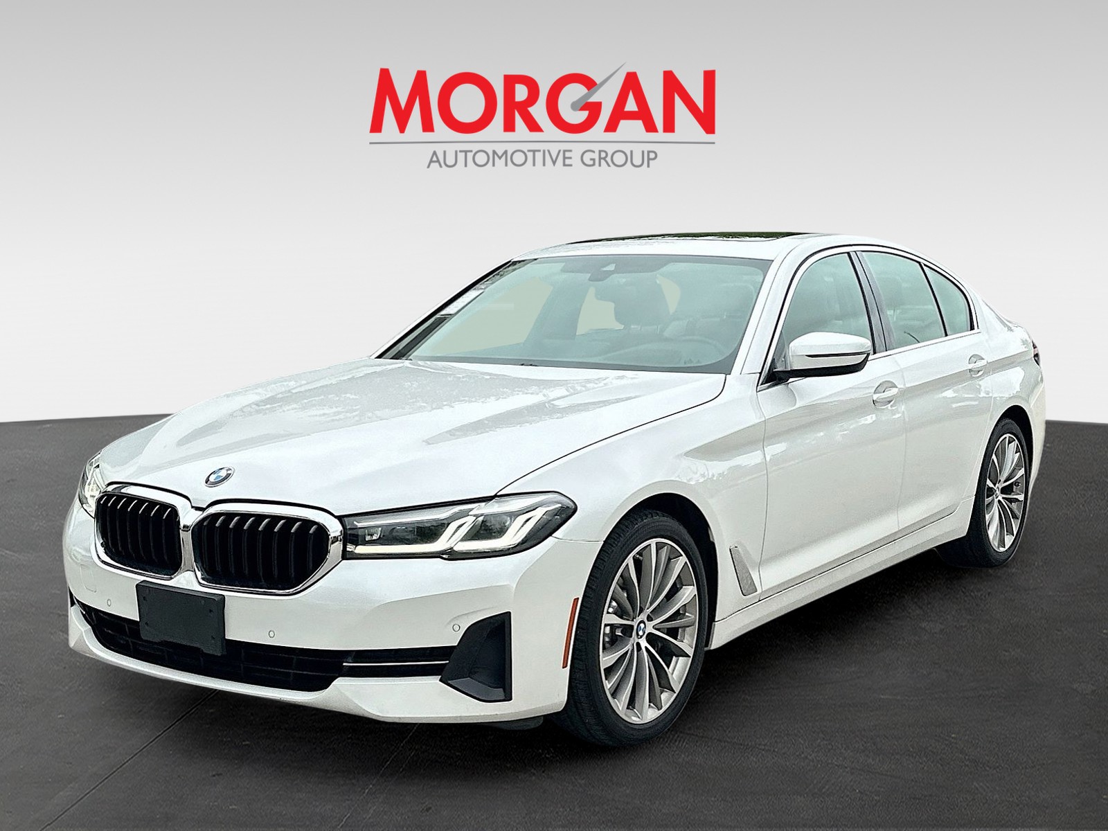 Used 2022 Mineral White Metallic BMW 530i xDrive image 3