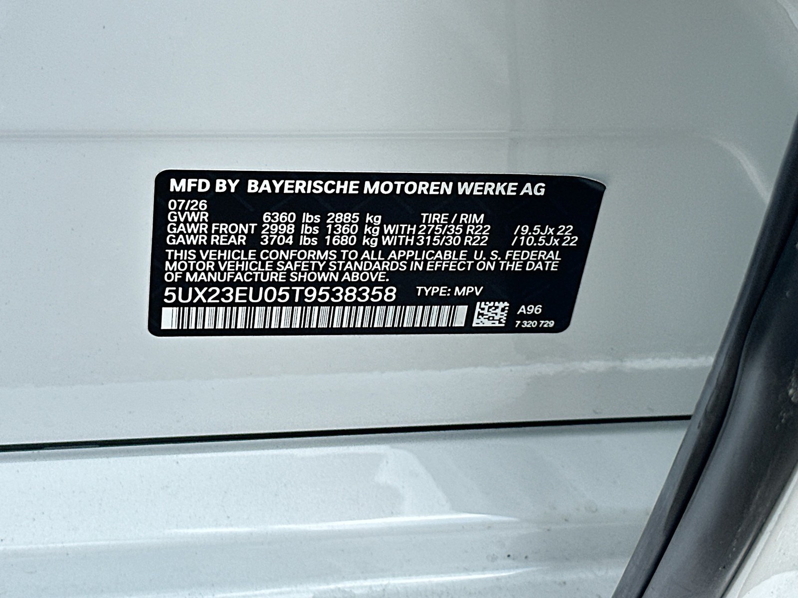 New 2026 Mineral White Metallic BMW xDrive40i image 25