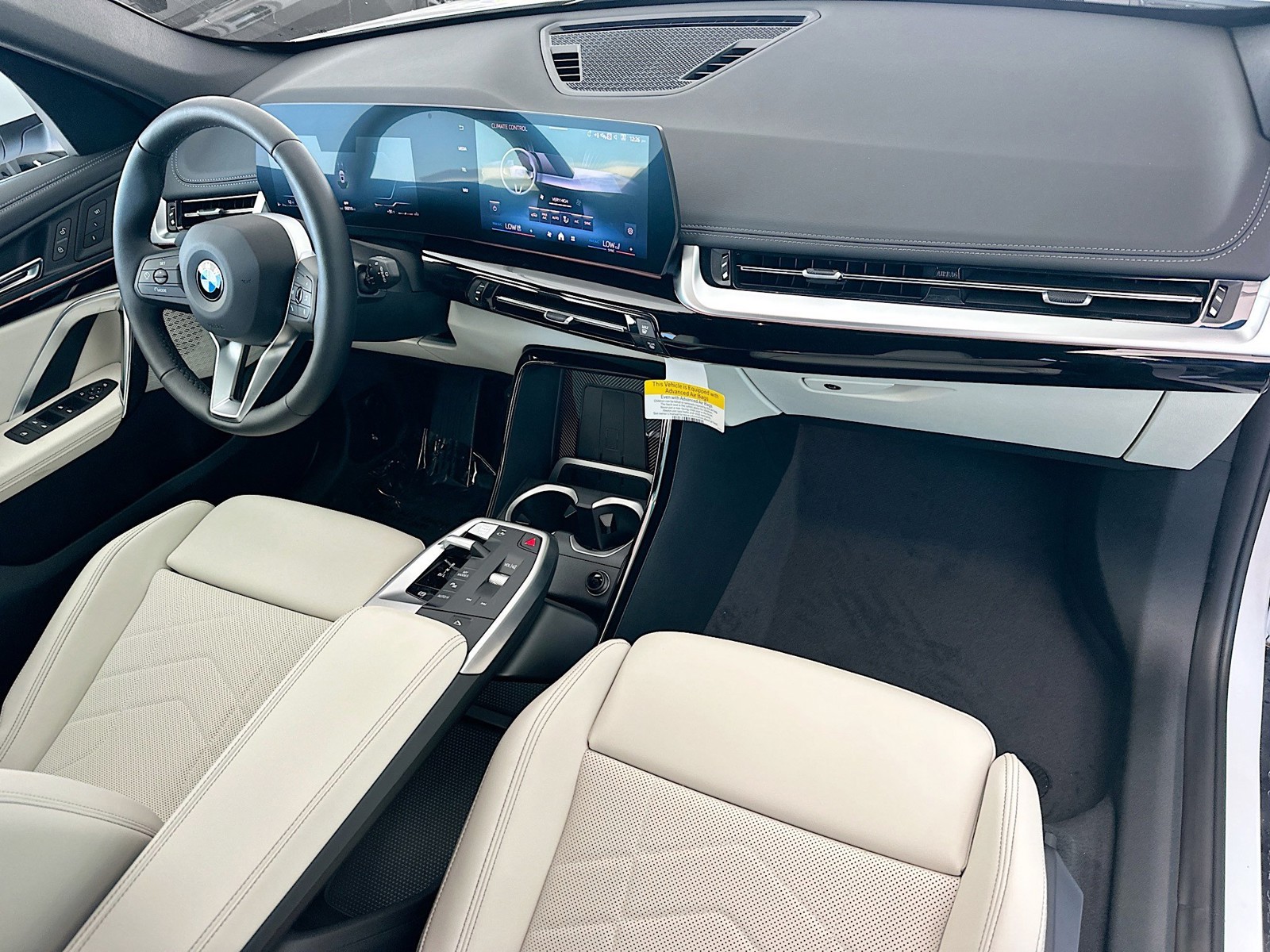 New 2026 Mineral White Metallic BMW xDrive28i image 22