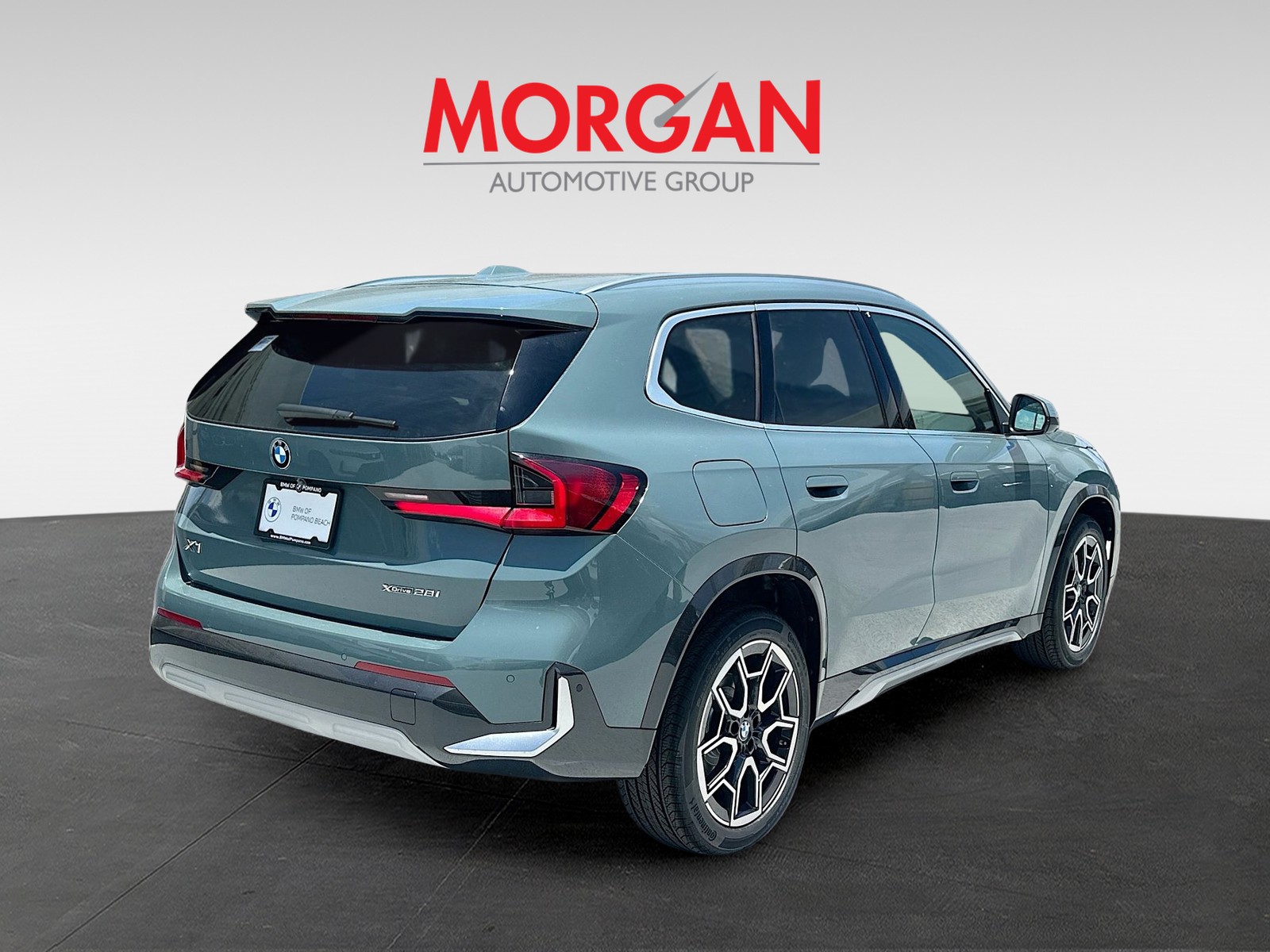 New 2026 Cape York Green Metallic BMW xDrive28i image 6