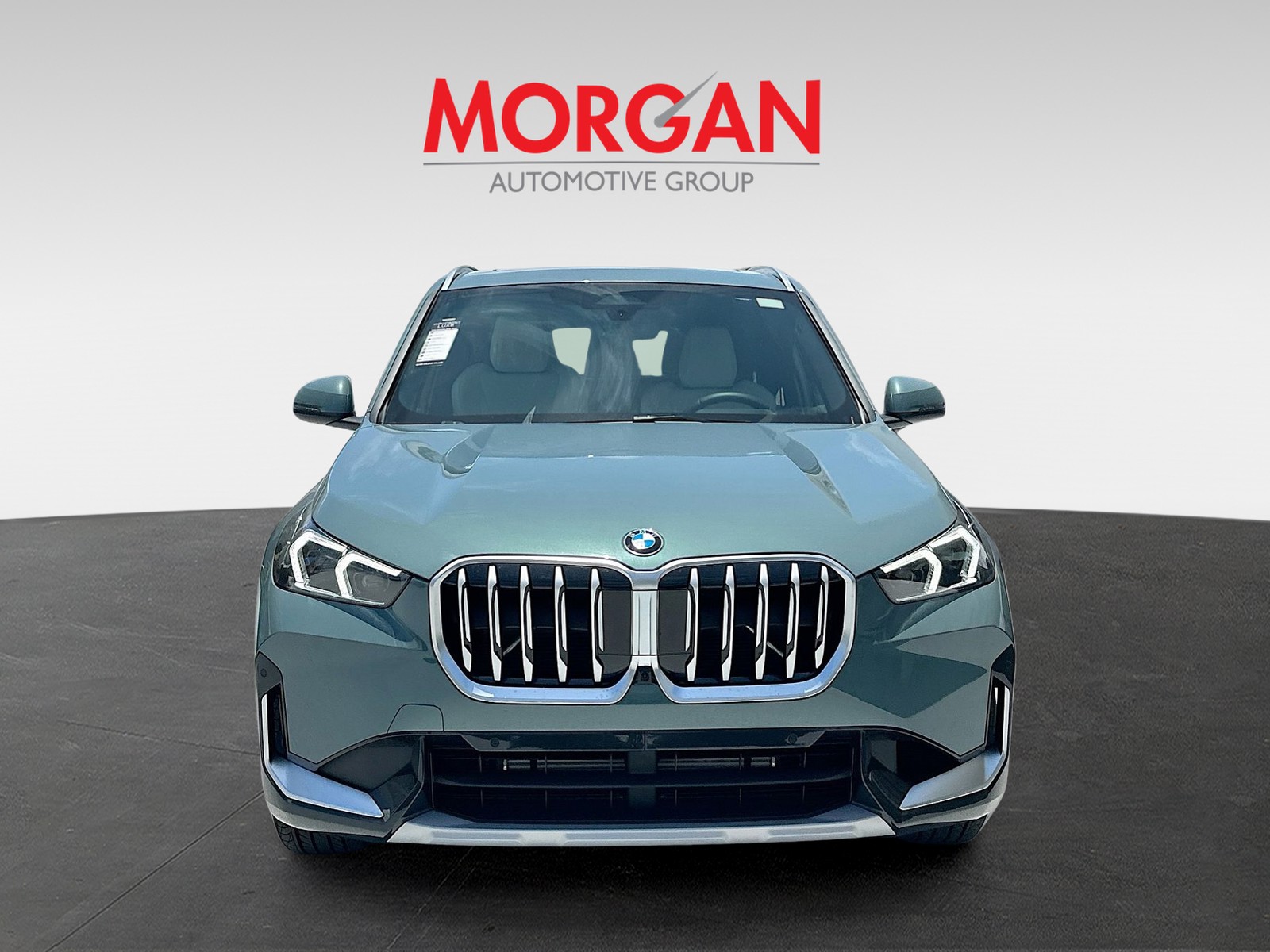 New 2026 Cape York Green Metallic BMW xDrive28i image 2