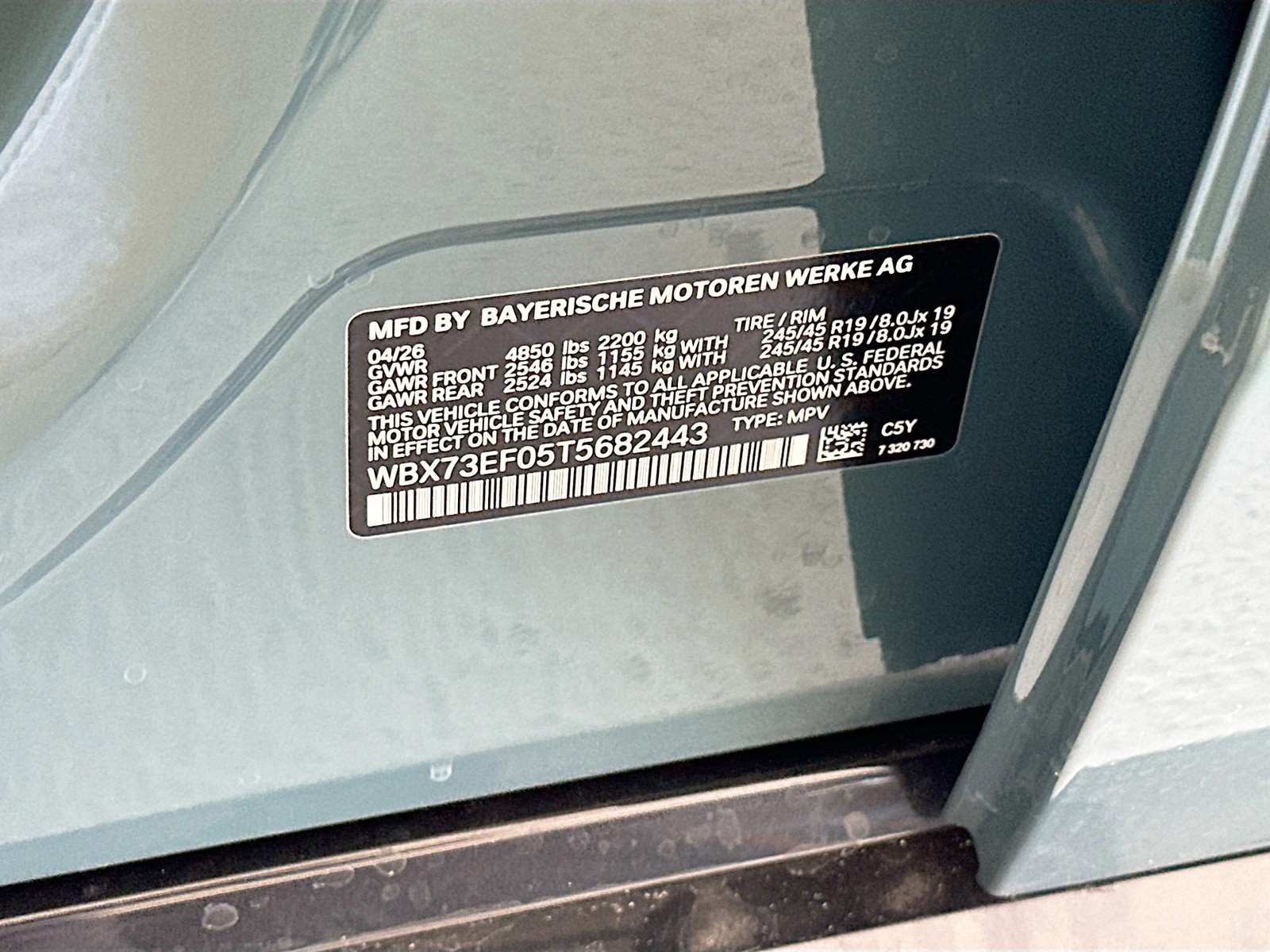 New 2026 Cape York Green Metallic BMW xDrive28i image 25