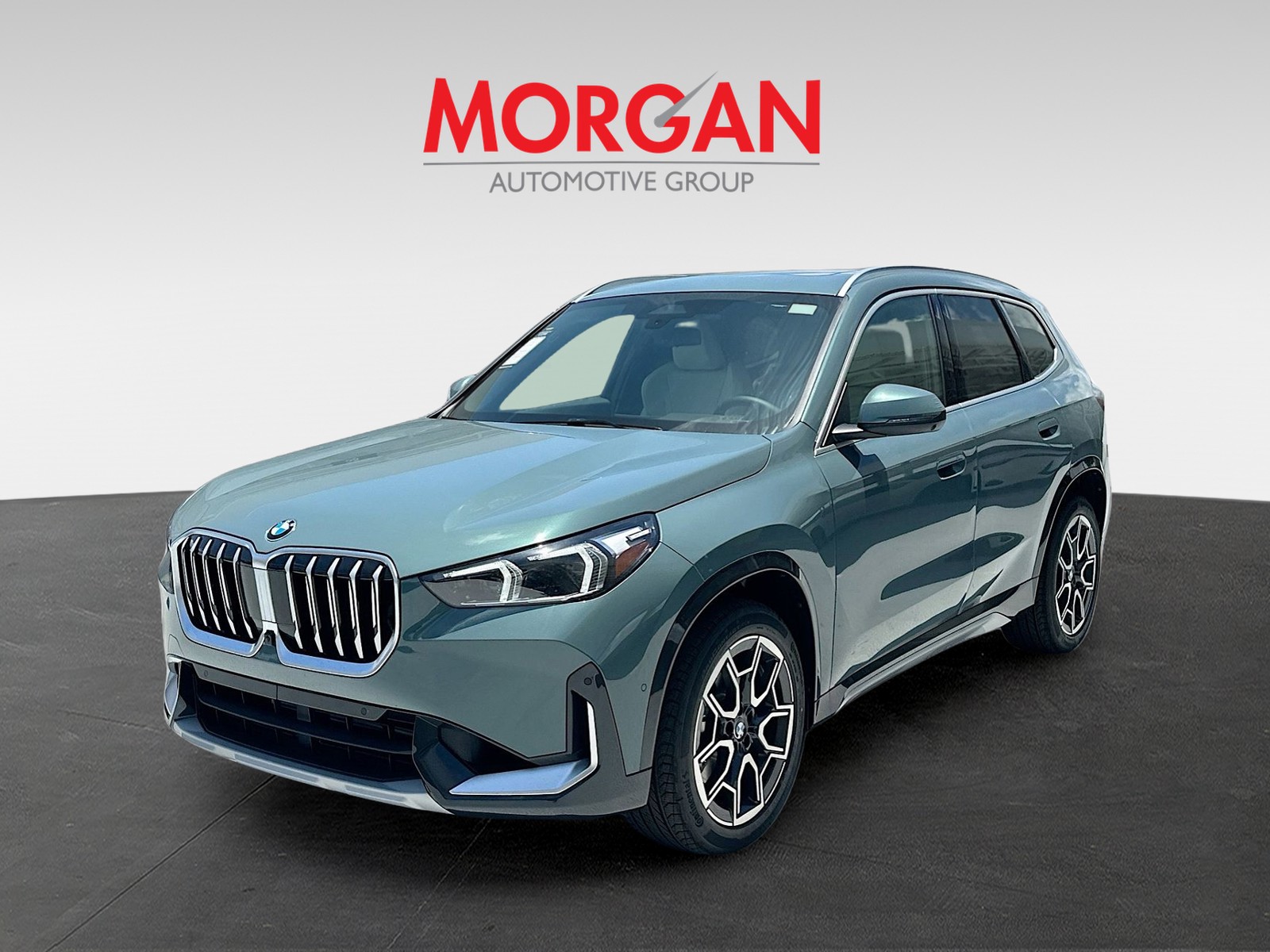 New 2026 Cape York Green Metallic BMW xDrive28i image 3