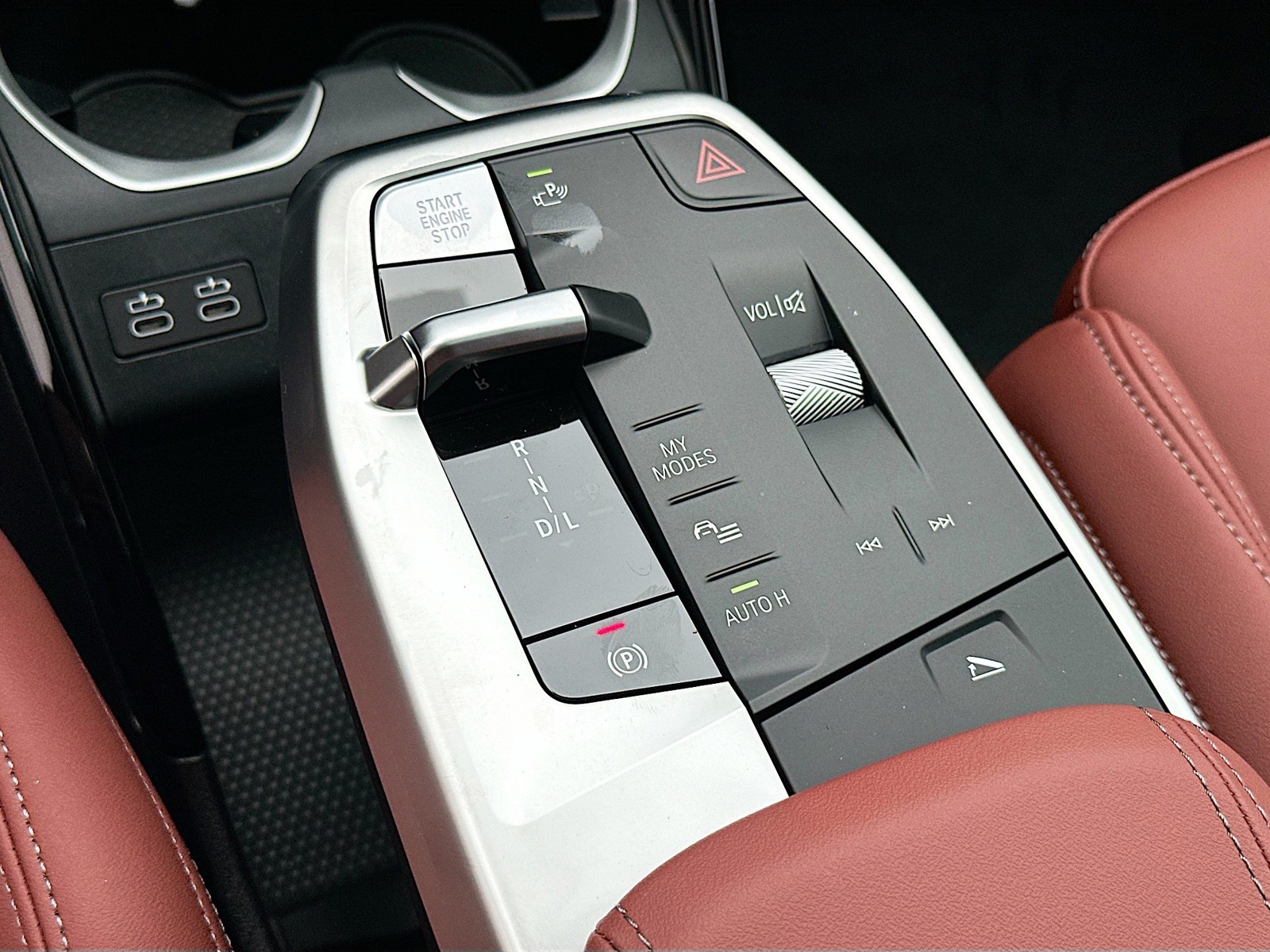 New 2026 Jet Black BMW xDrive28i image 13