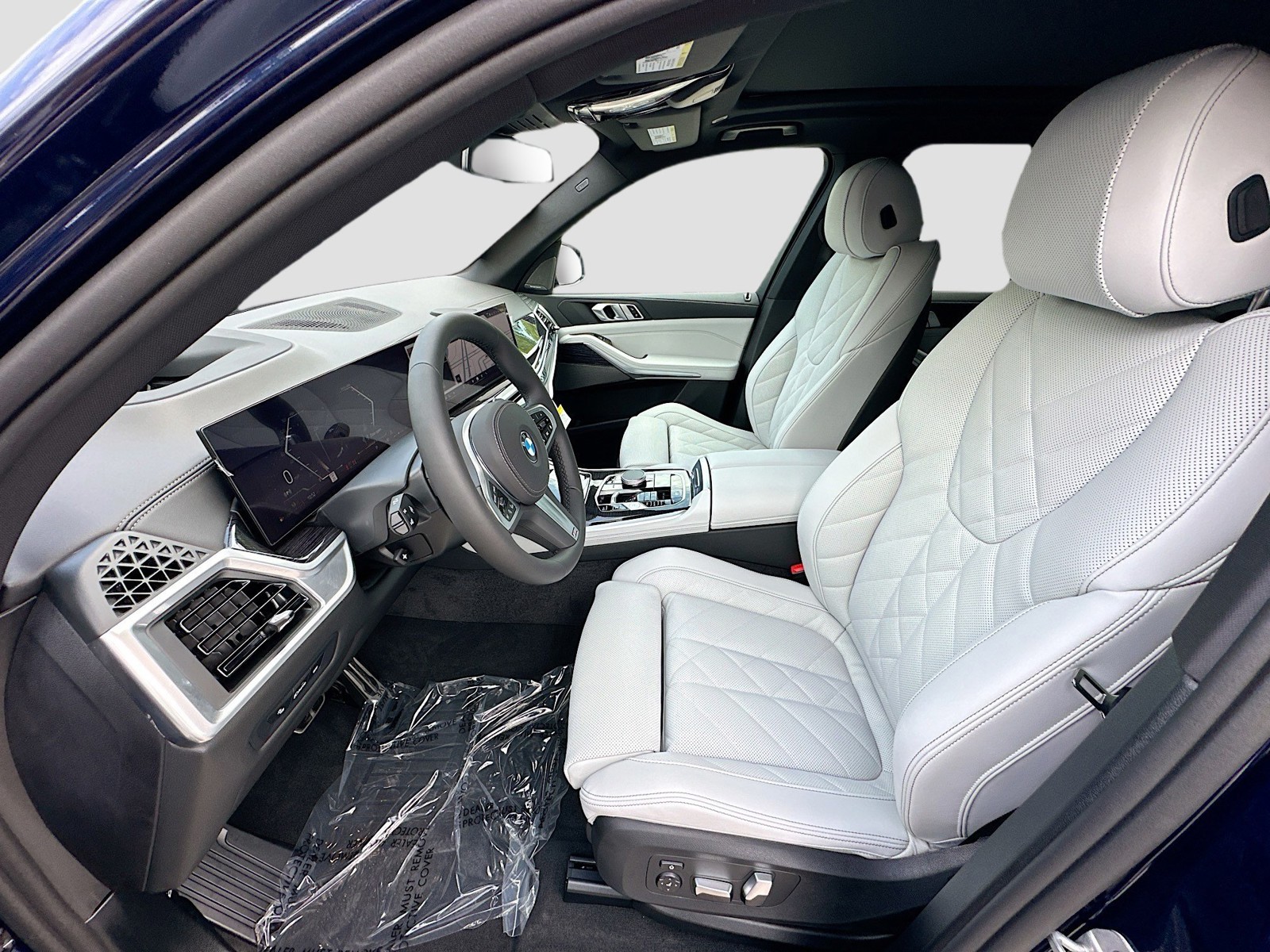 2026 BMW X5 40i - Photo 16